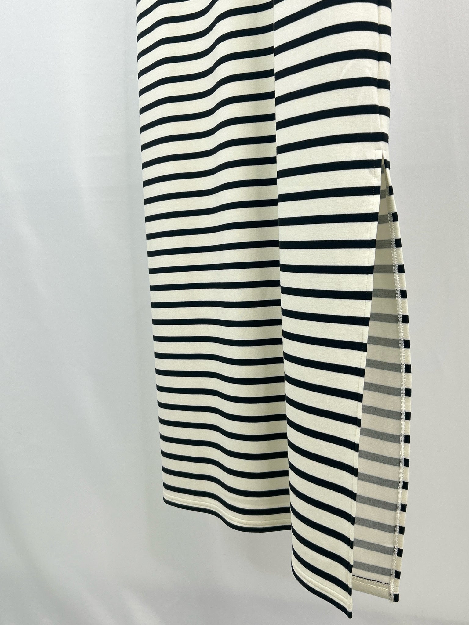 SPANX Size L White Striped Women Dress