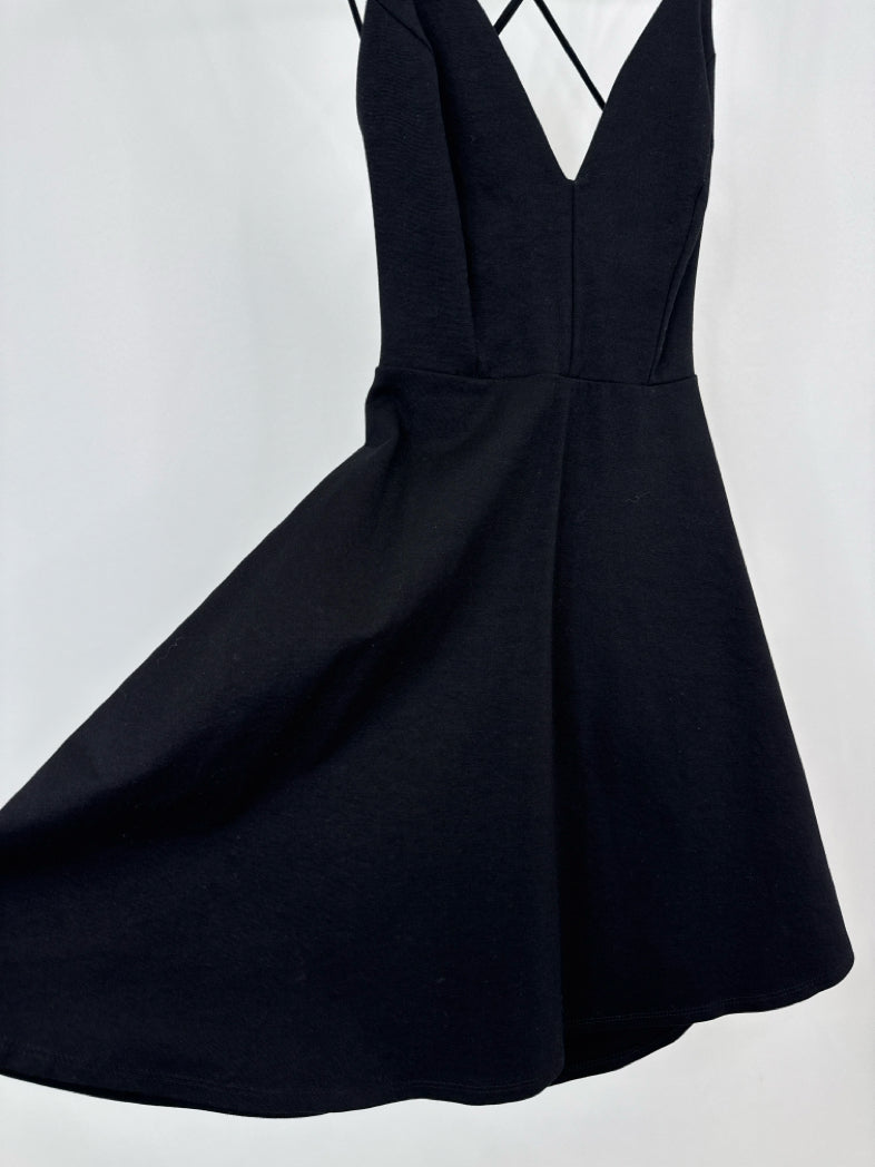 LULU'S Size M Black Women Dress