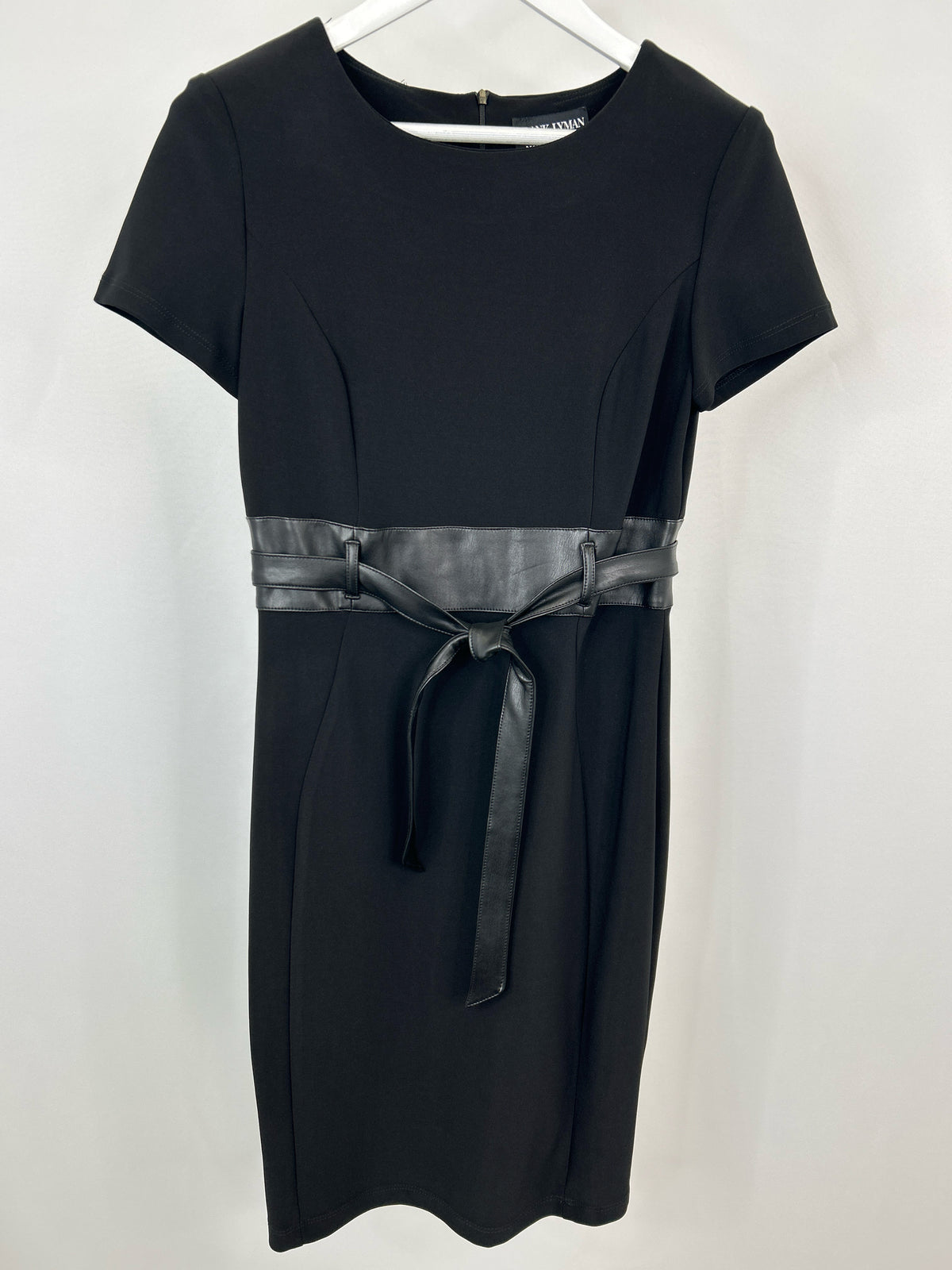 FRANK LYMAN Size 6 Black Women Dress