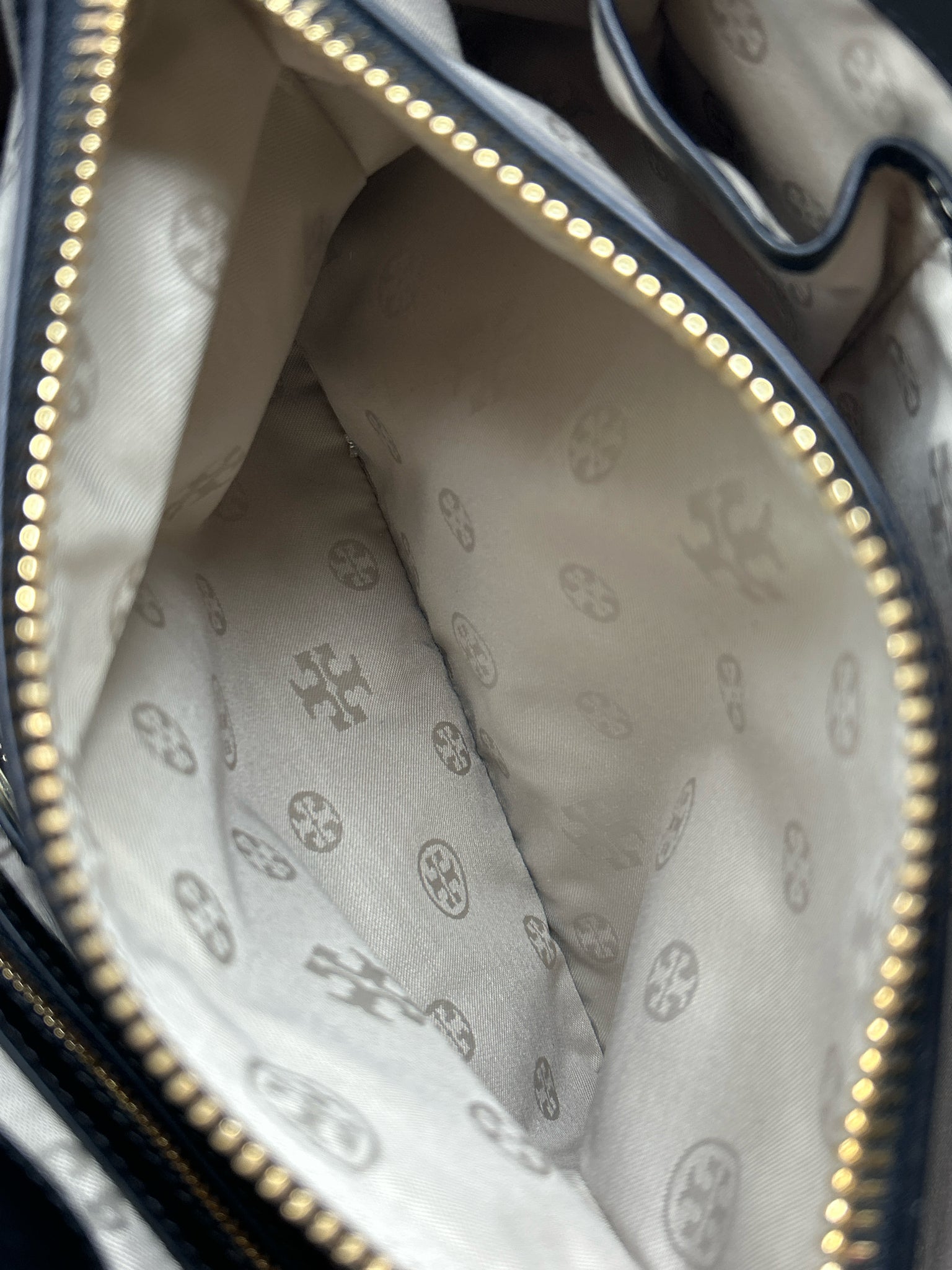 TORY BURCH Black and White Women Purse
