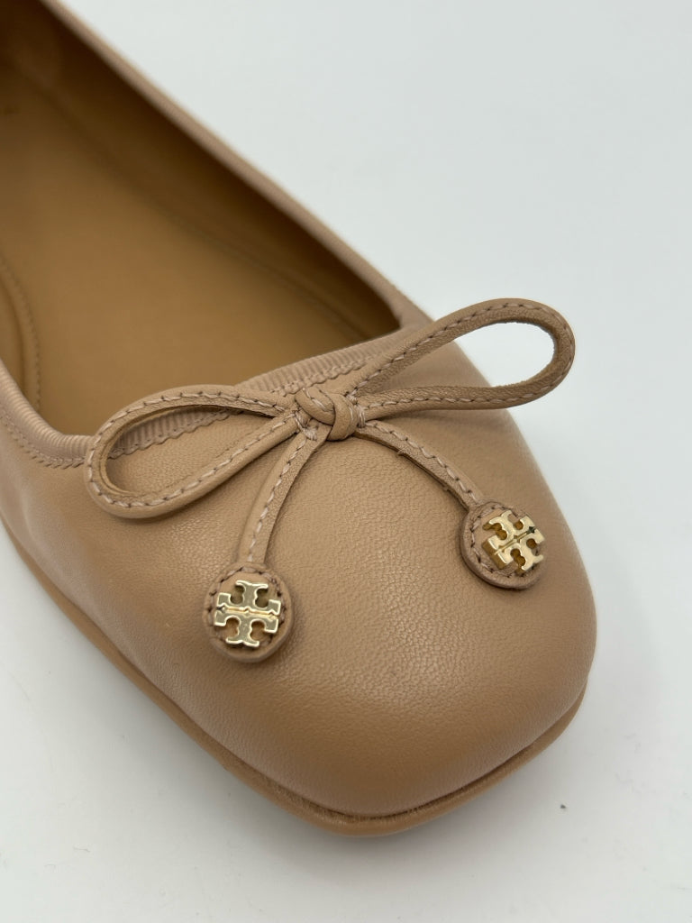 TORY BURCH Size 10.5M Beige Women's Flats