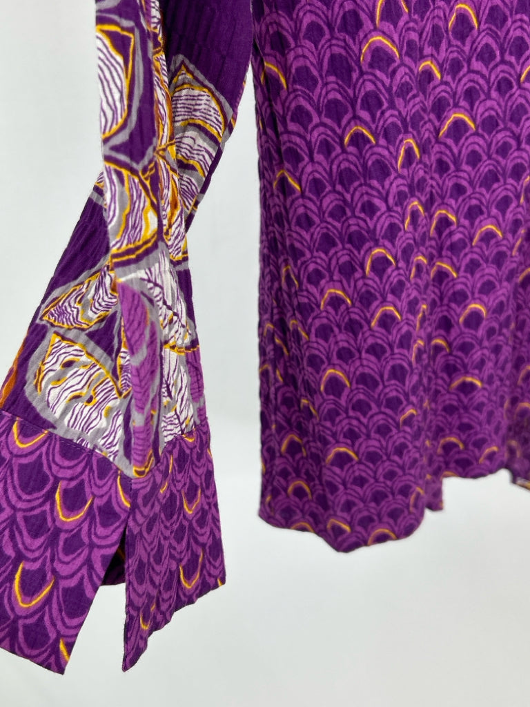 HABITAT Women Size S Purple Print Shirt