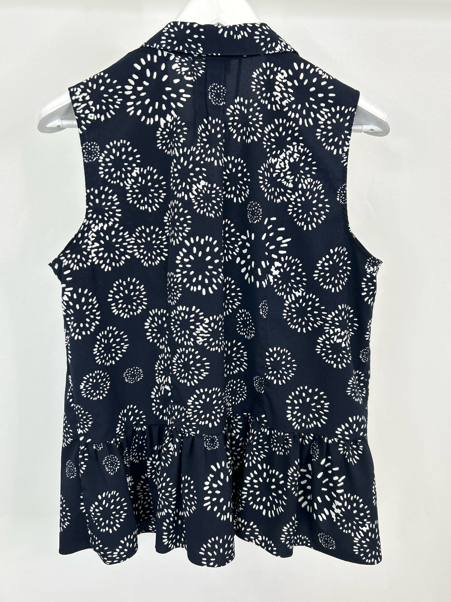 CABI Size L NAVY AND WHITE Women Blouse