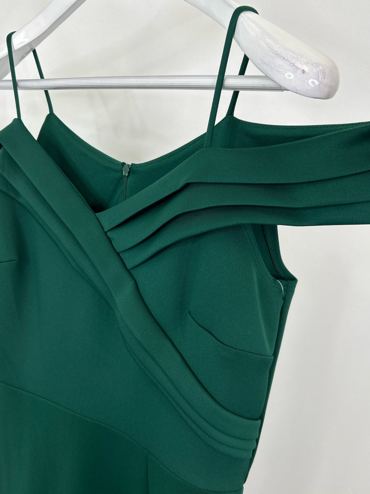 EN FOCUS NWT Size 12 Emerald Women Dress