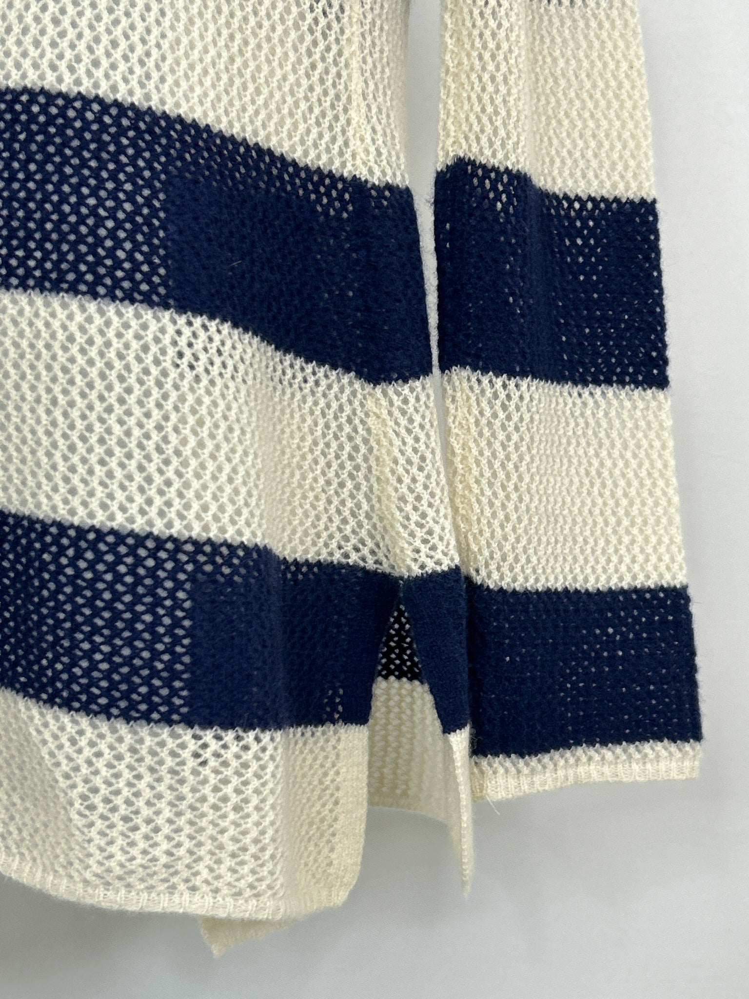 CLAUDIA NICHOLE Size S WHITE AND NAVY Women Cardigan