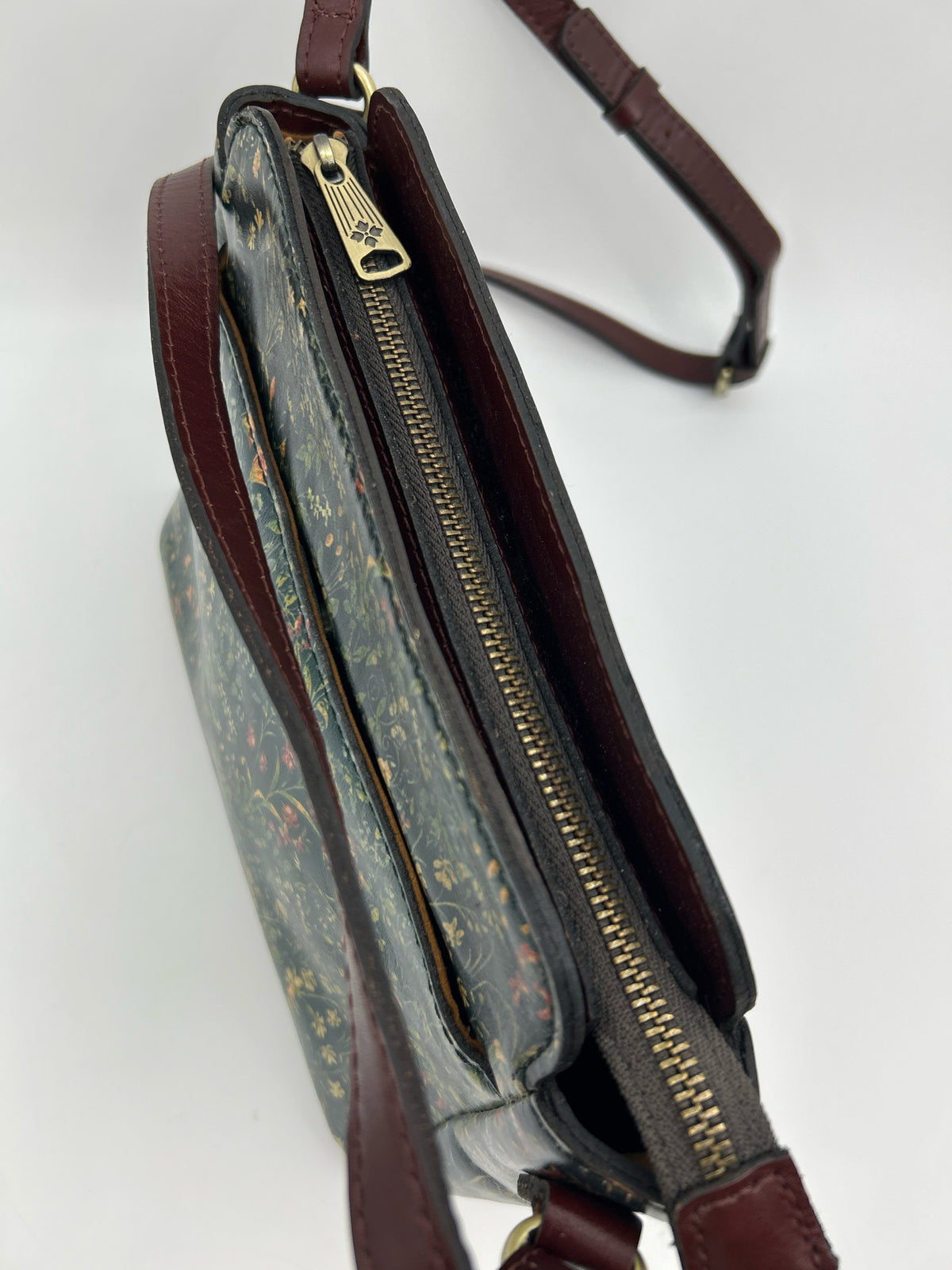 PATRICIA NASH Green Floral Women Purse
