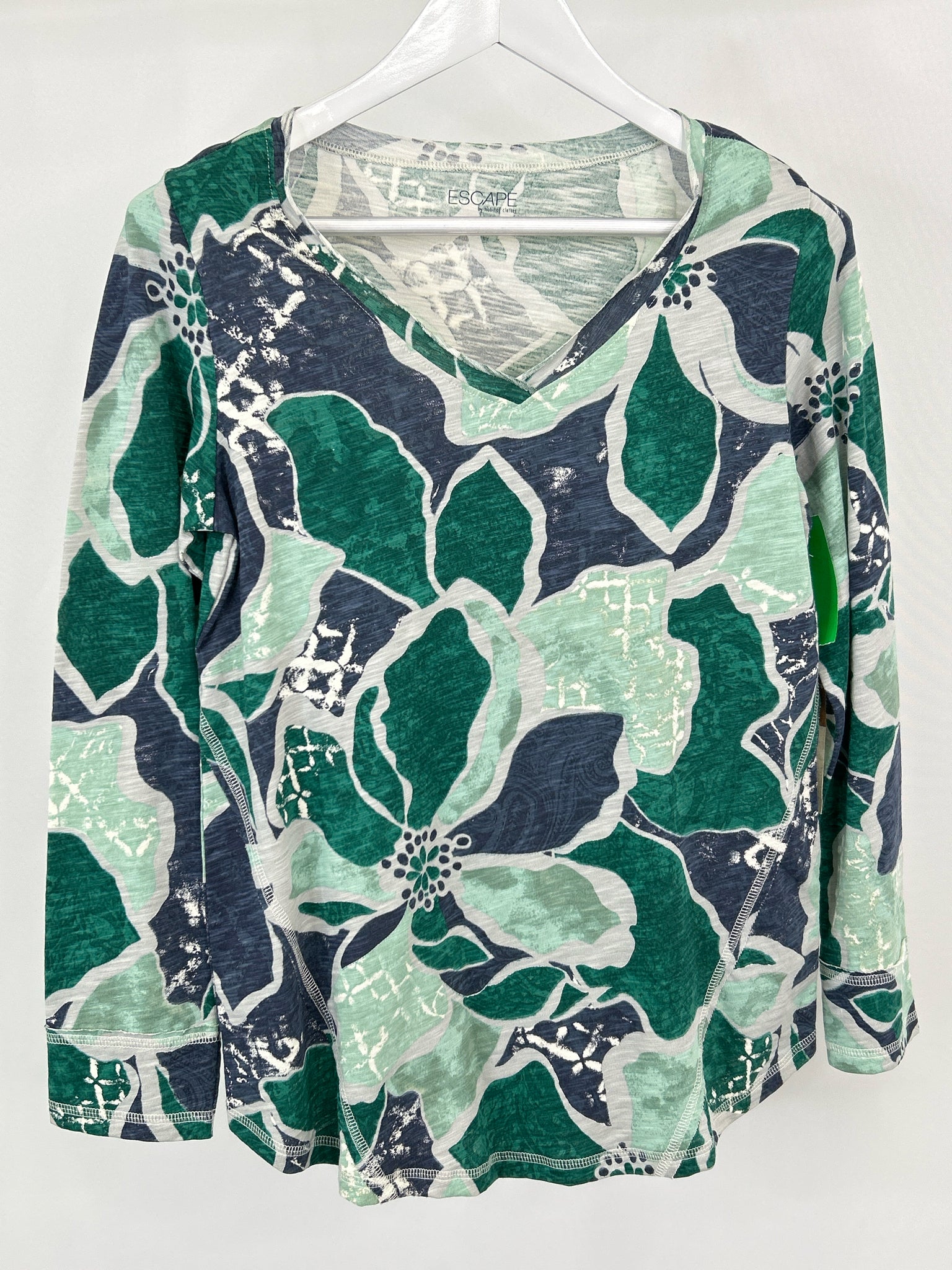 Escape by Habitat Clothes Size S Emerald Women T-shirt