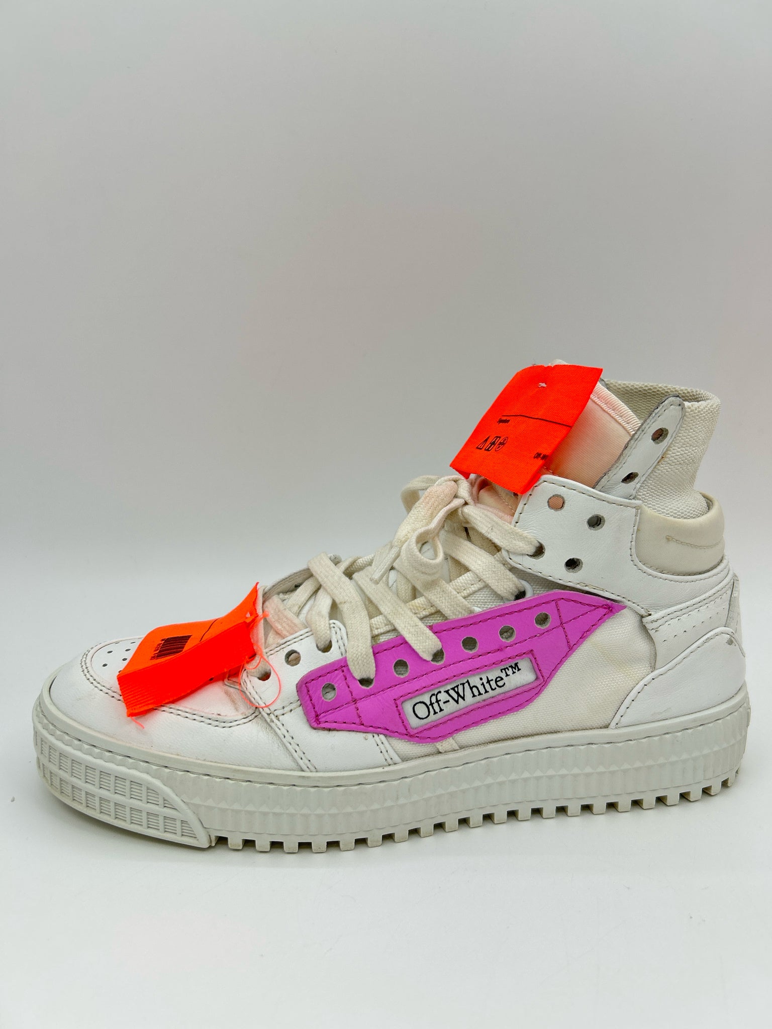 OFF-WHITE Size 36 White Print Women Sneakers