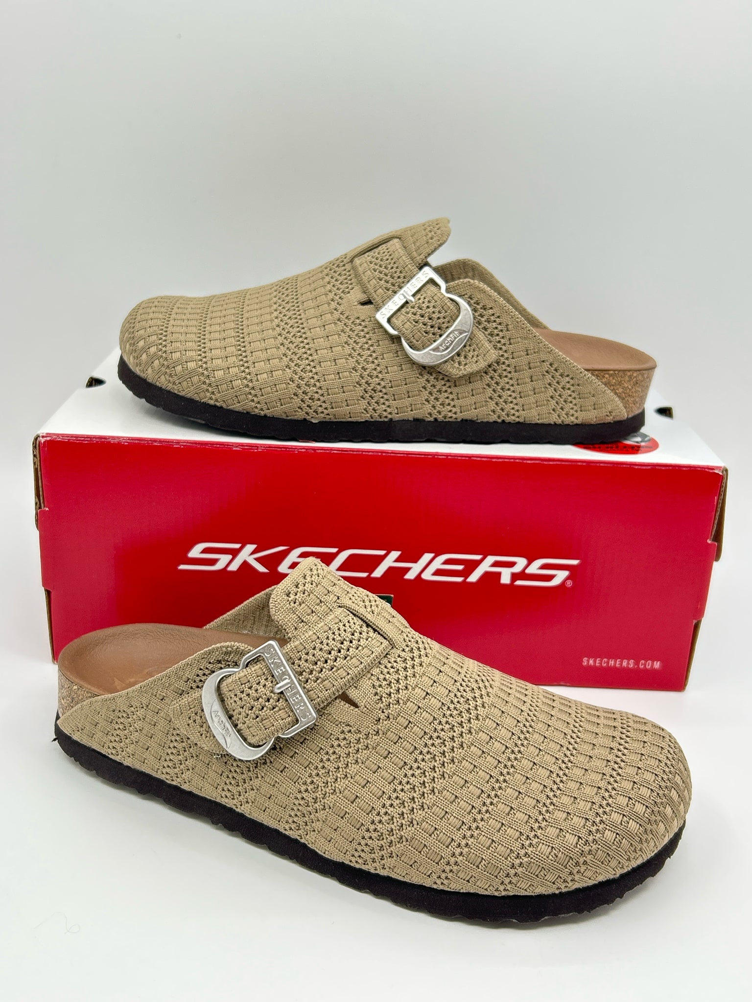 skechers Size 7 Taupe Women Clogs