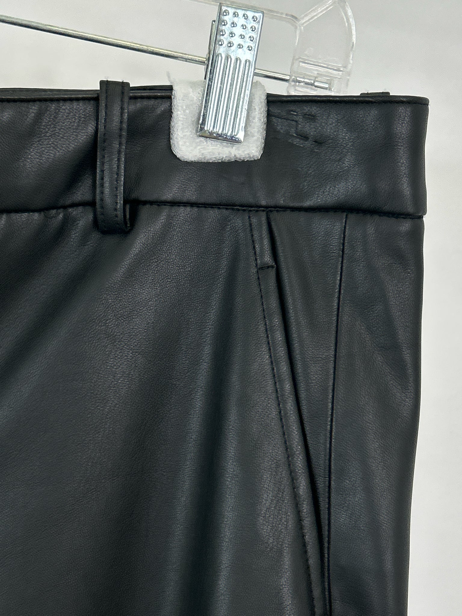 ZARA Size 8 Black Women Pants