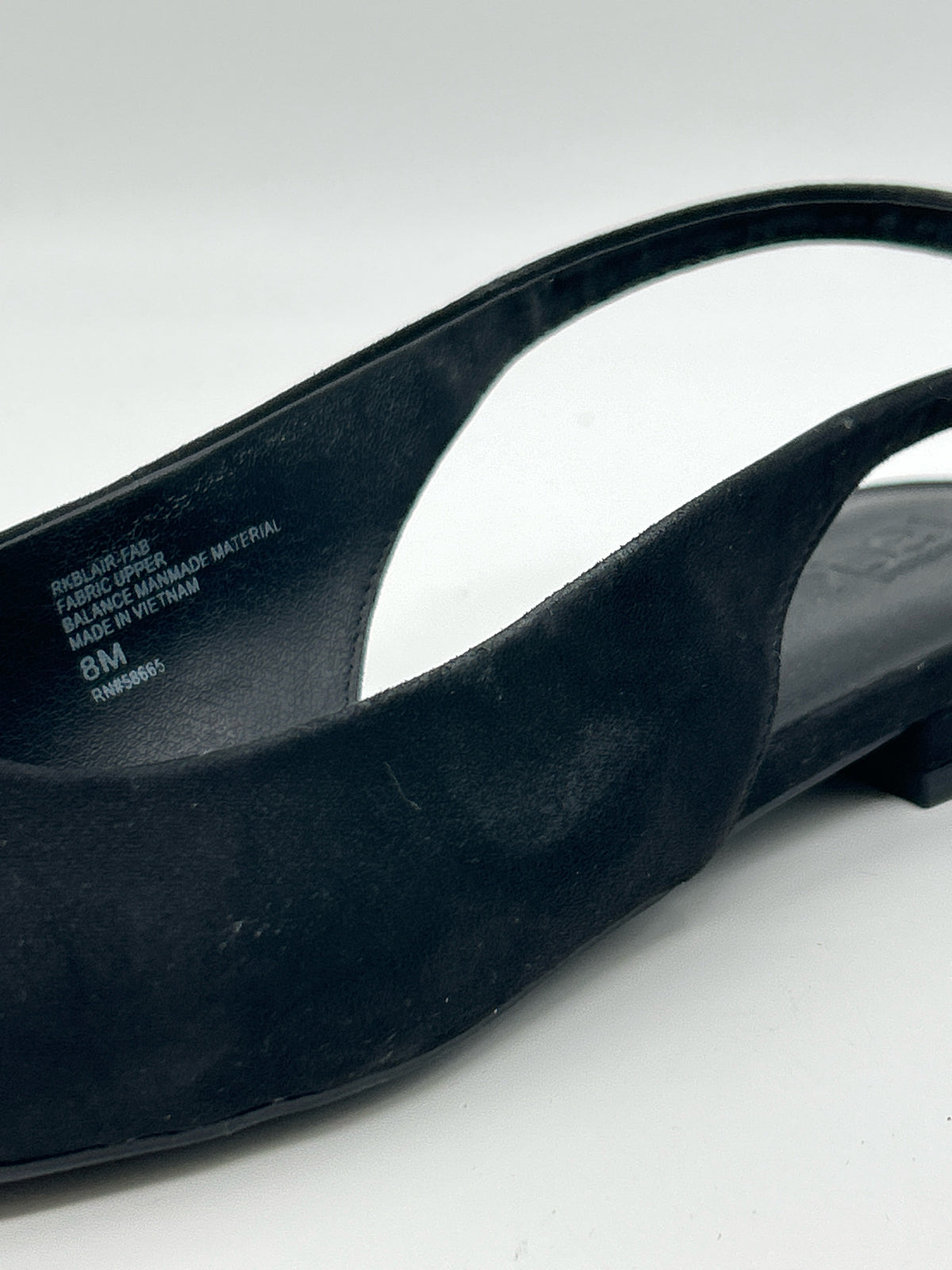 NORDSTROM RACK Size 8M Black Women Flats