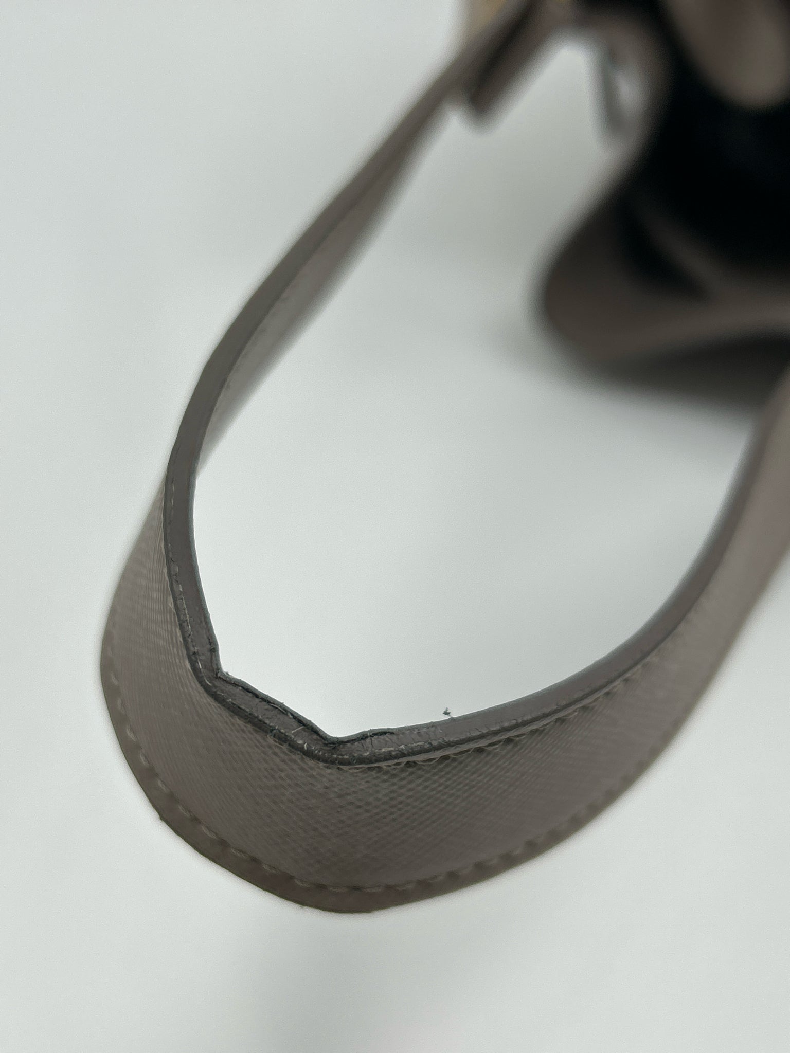 CUYANA Taupe Women Purse