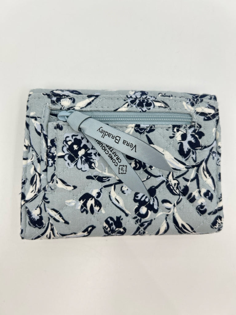 VERA BRADLEY Blue Floral Tote Duffle Set