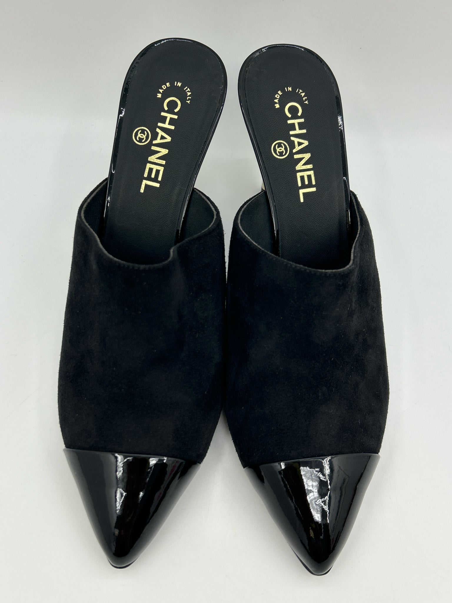 CHANEL Size 42 Black Women Pumps
