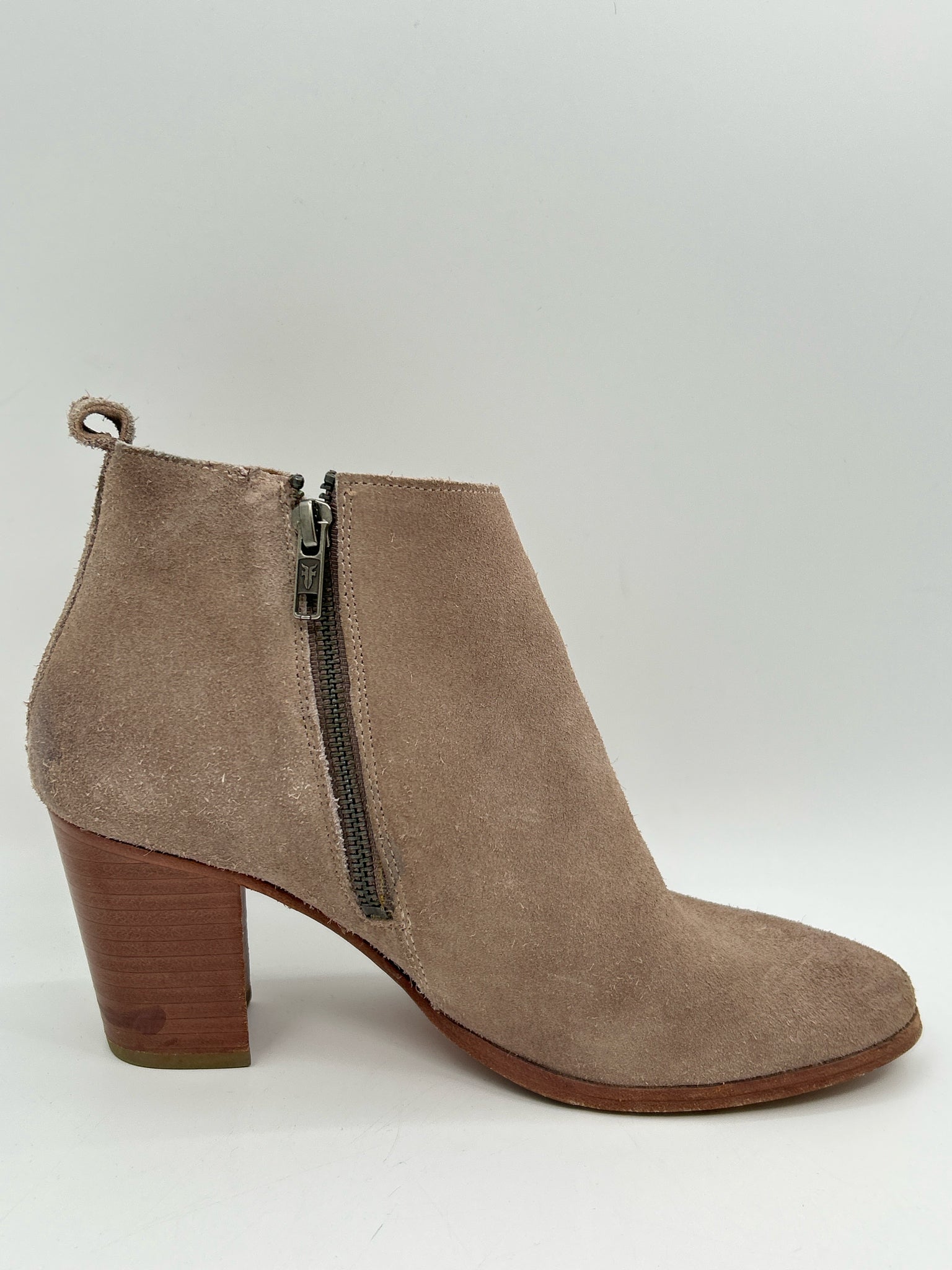 FRYE Size 8.5M Taupe Women Booties