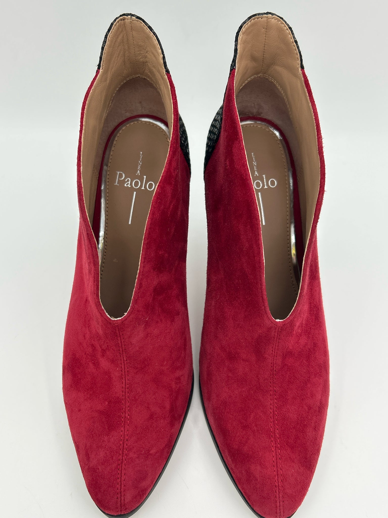 LINEA PAOLO Size 8.5M Red and Black Women Booties