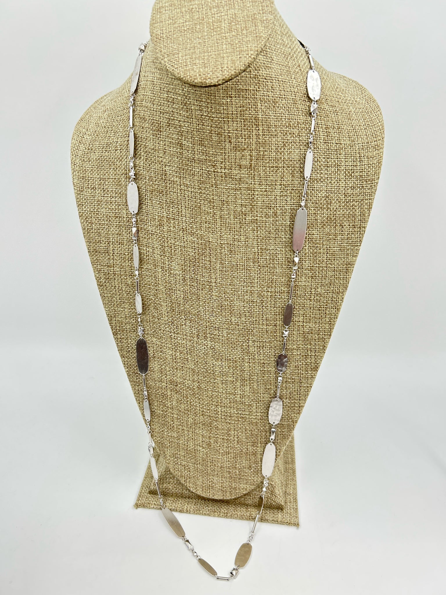 KENDRA SCOTT Silver Necklace