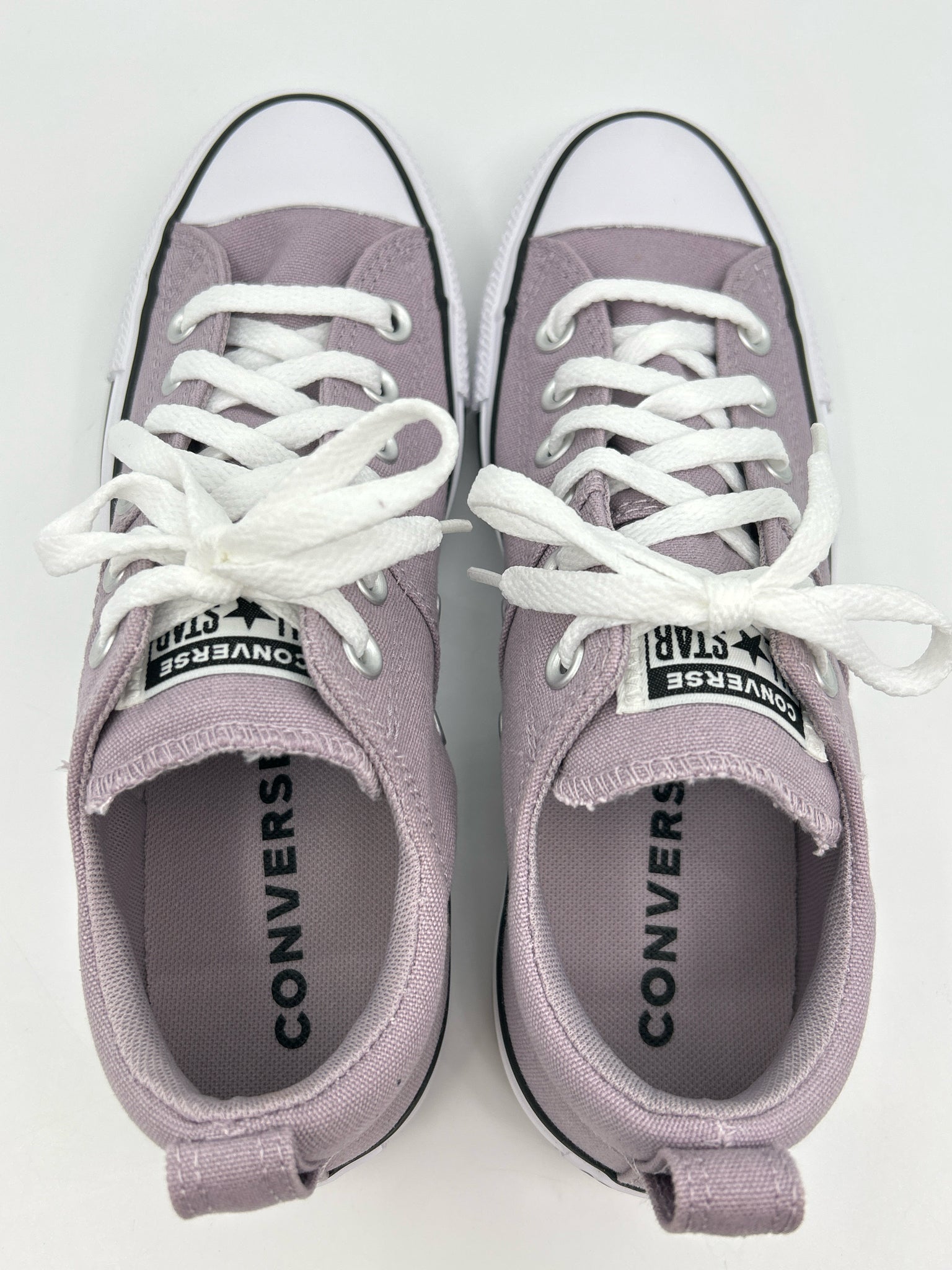 CONVERSE Size 8 Lilac Women Sneakers NWOB