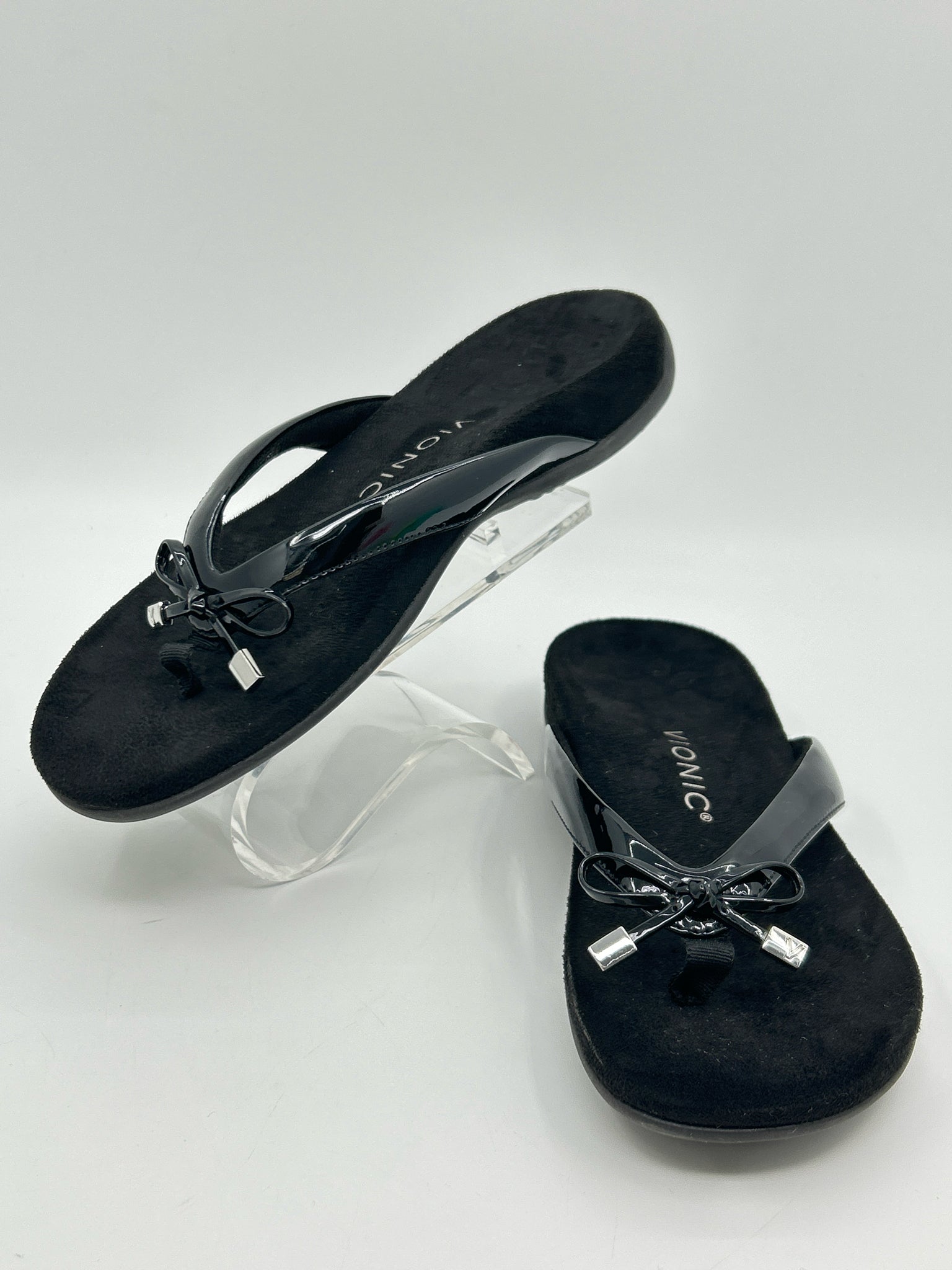 VIONIC Size 7 Black Women Sandal