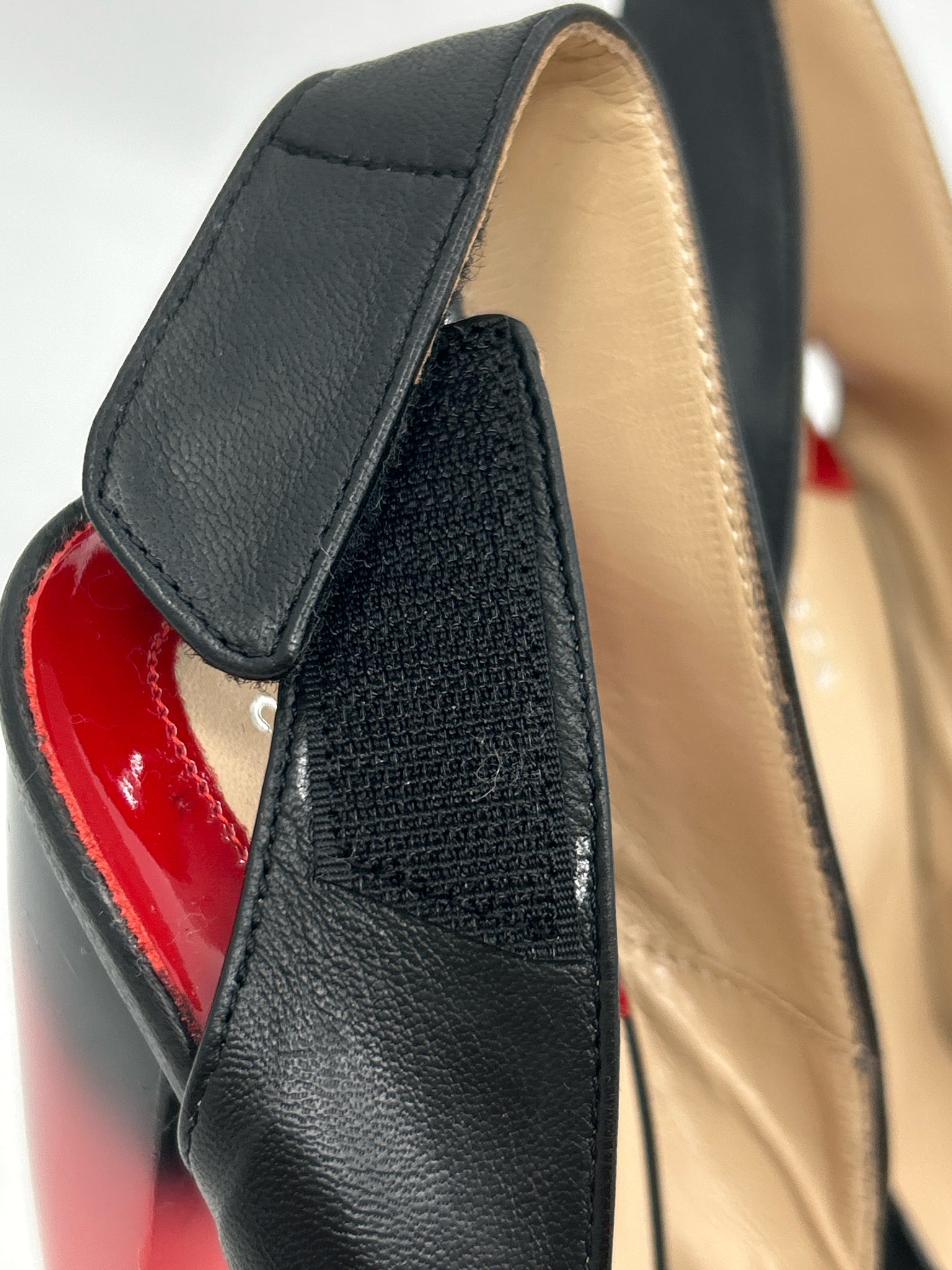 Colin Robertson Size 8 Black Women Pumps