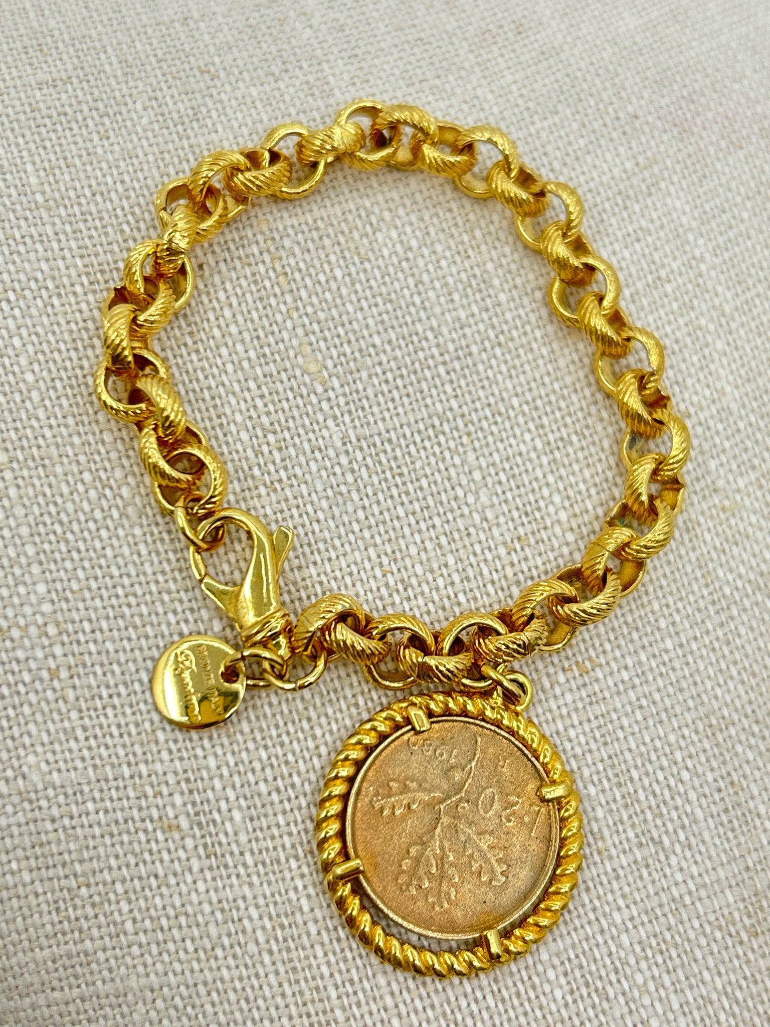 Dyadema Gold Bracelet