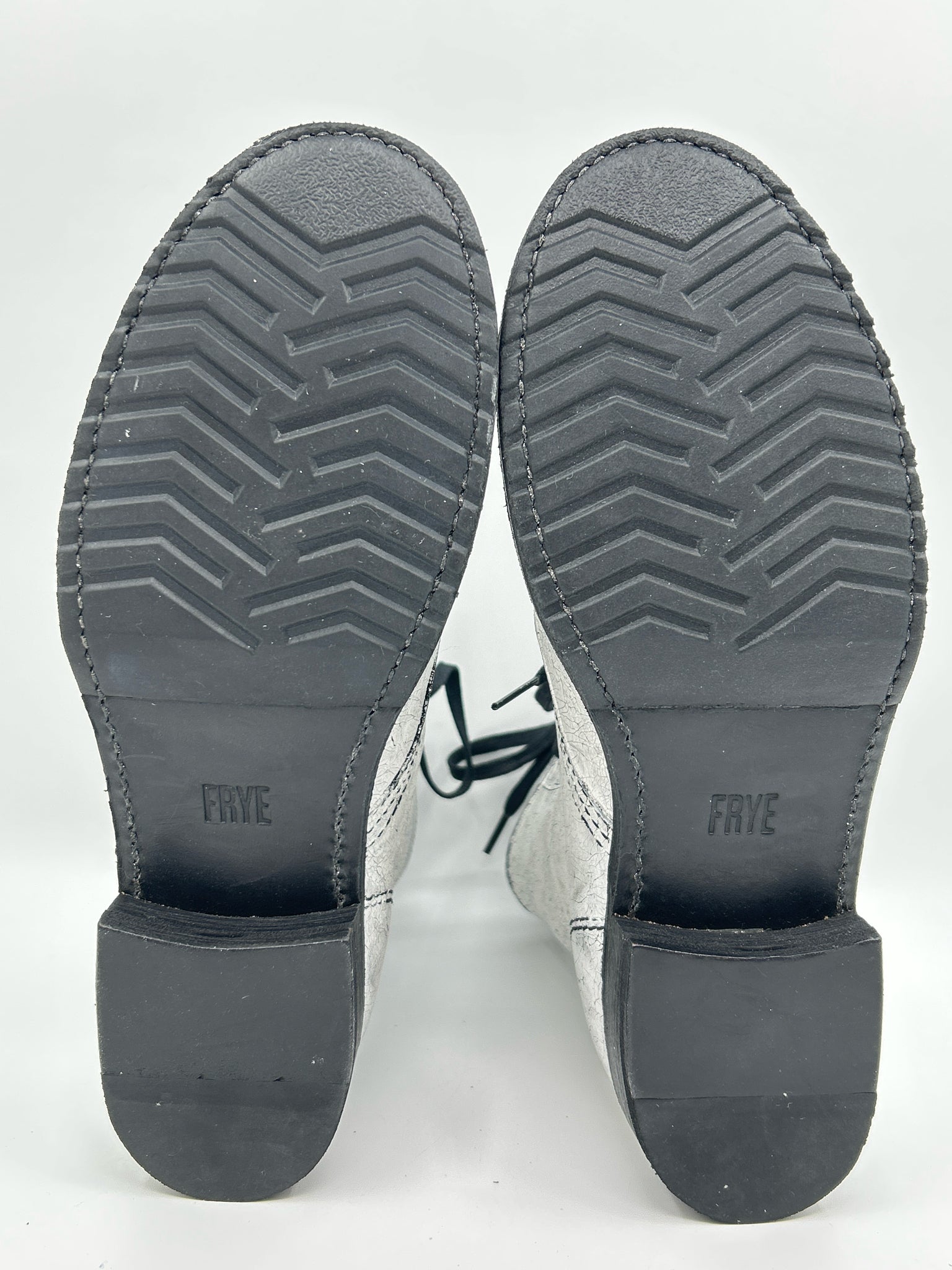 FRYE Size 8.5 White and black Women Boots