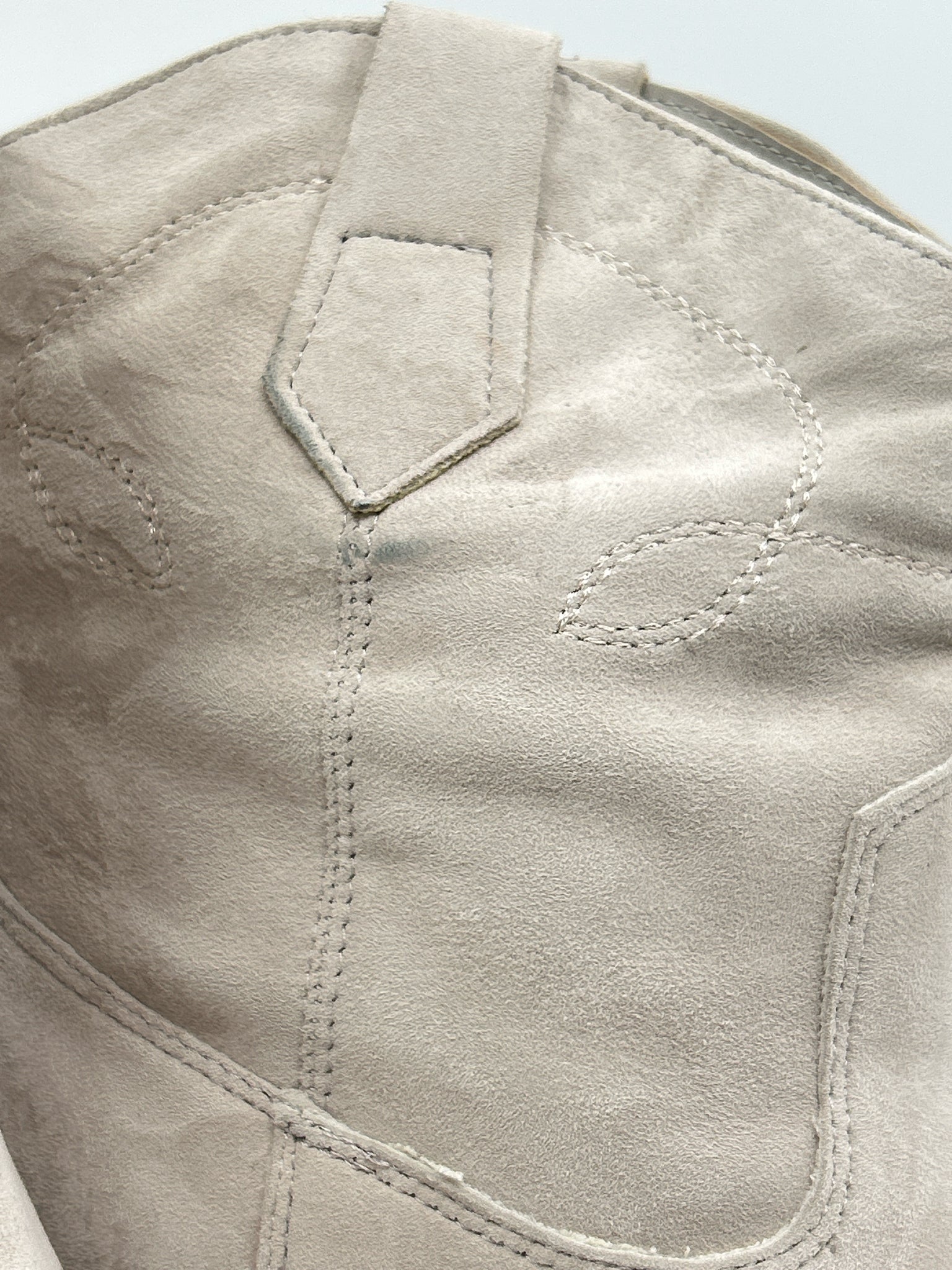 MARC FISHER Size 9.5M Oatmeal Women Booties