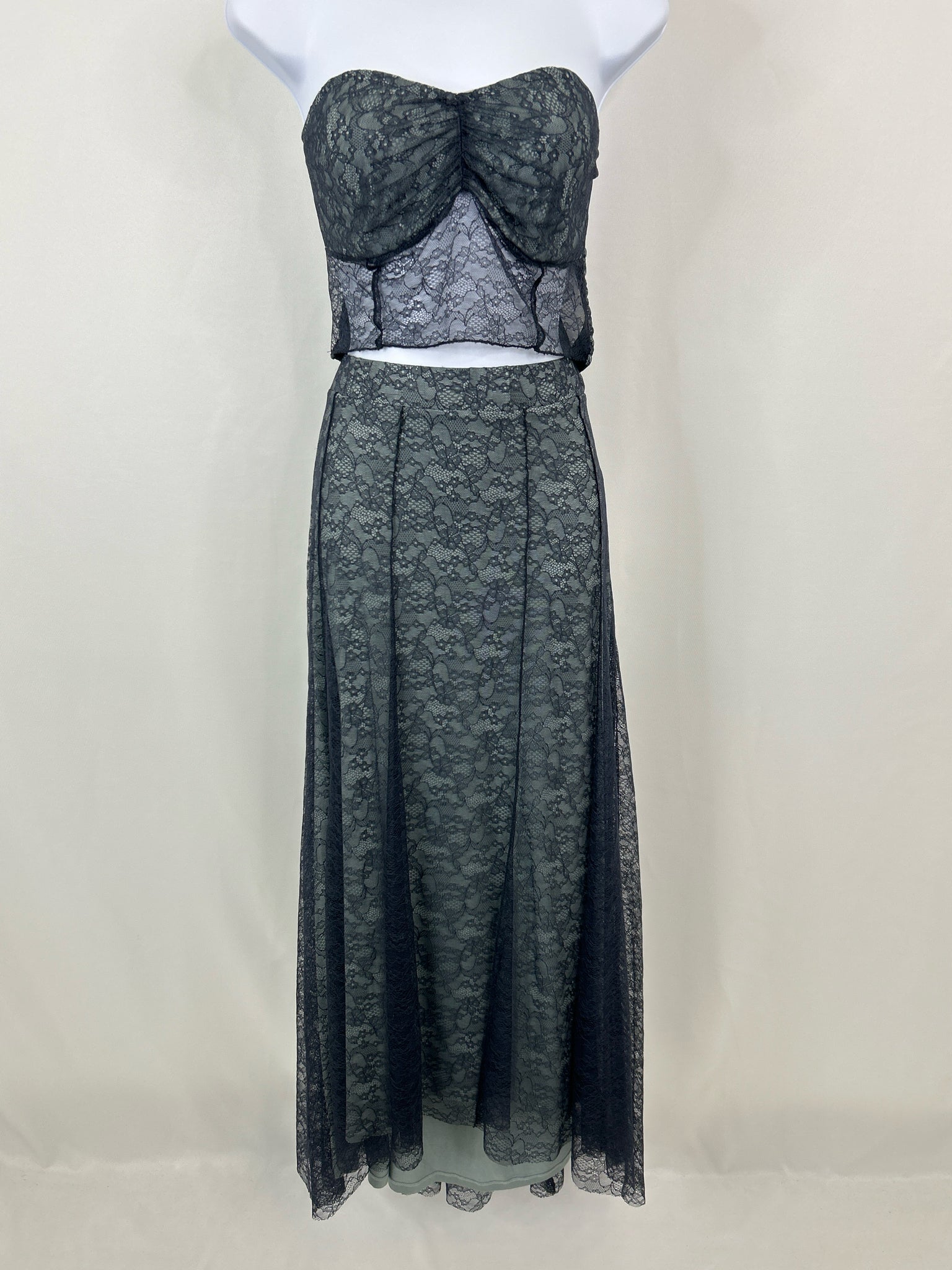 FREE PEOPLE Size L Navy Women 2-Piece w/Skirt