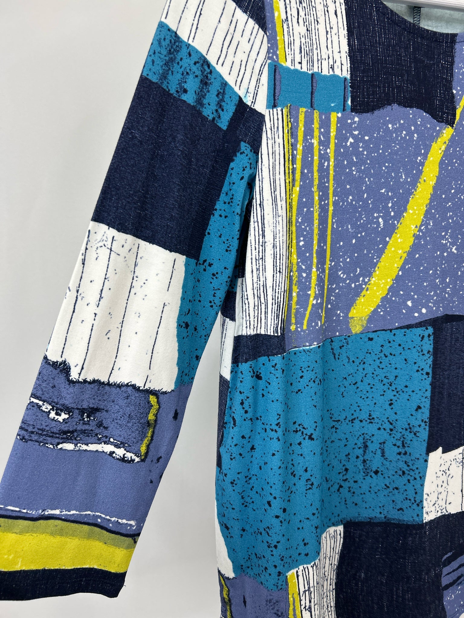 OLIVIA BY HABITAT CLOTHES Size S BLUE AND NAVY Women T-shirt