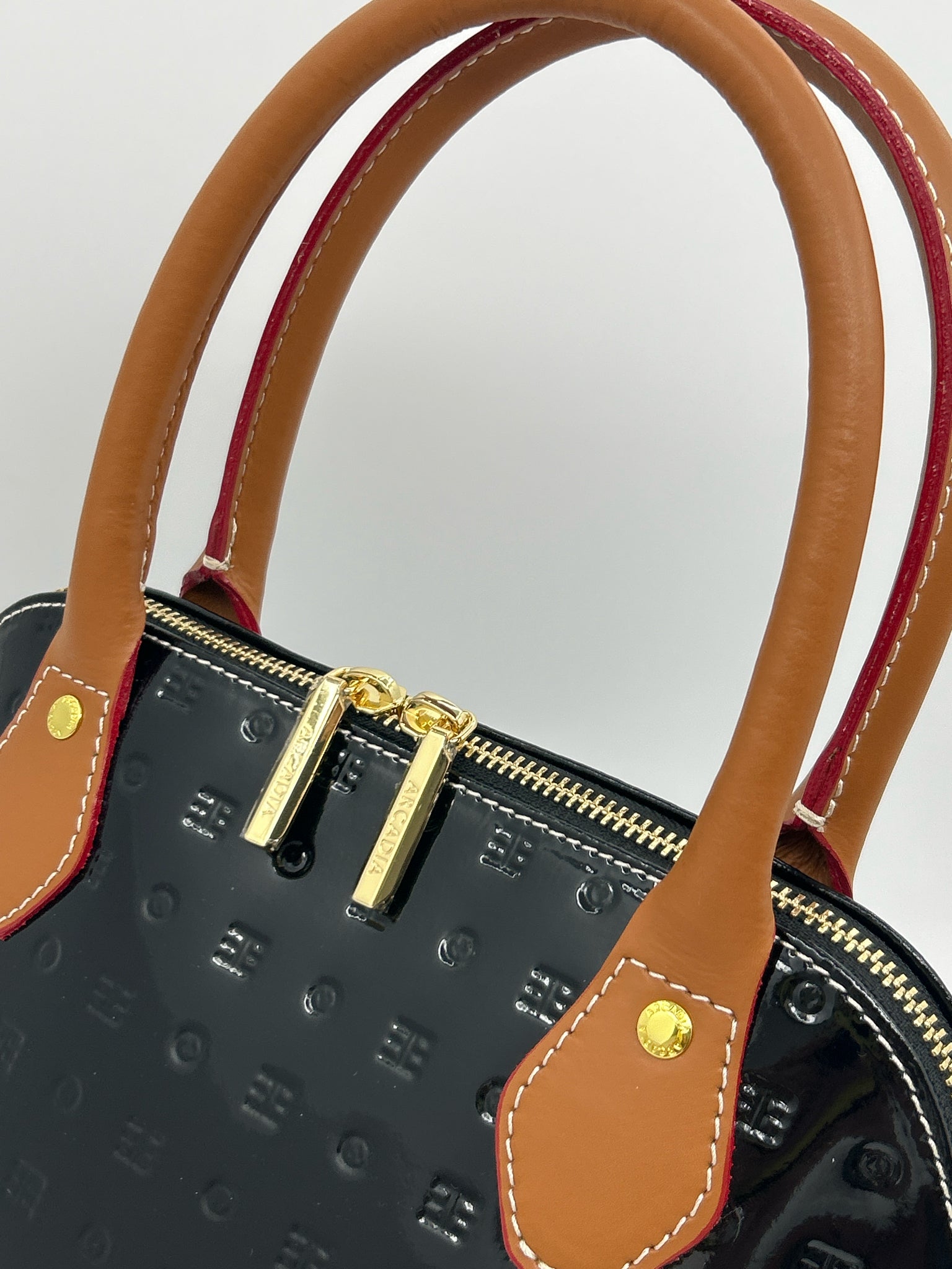 ARCADIA Black Patent Women Purse
