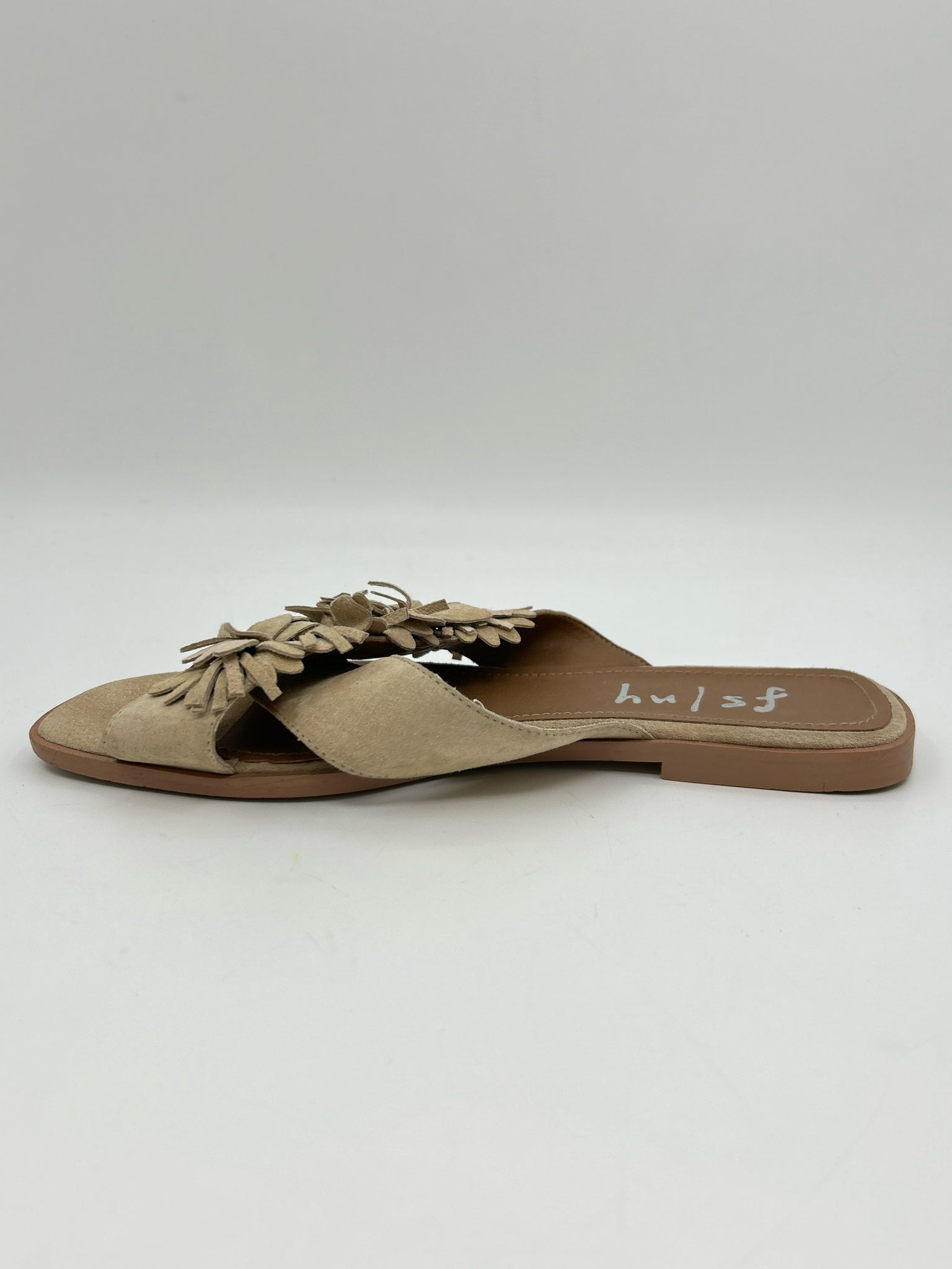 FS/NY Size 8.5 Beige Women Sandal