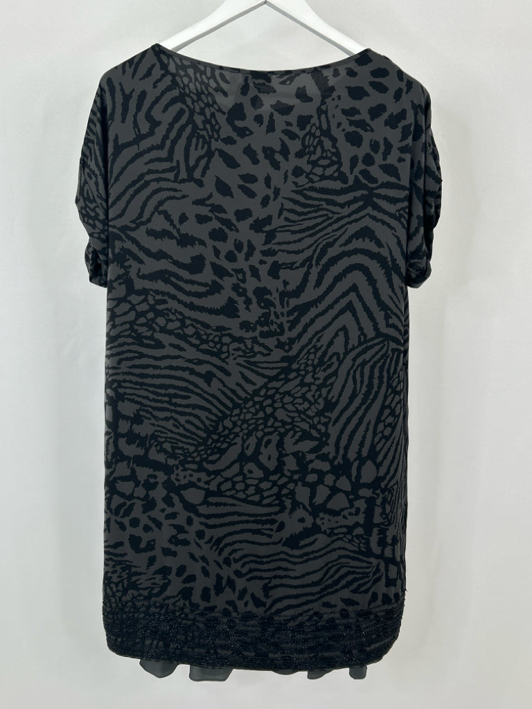 DKNYC Women Size M black and grey Dress