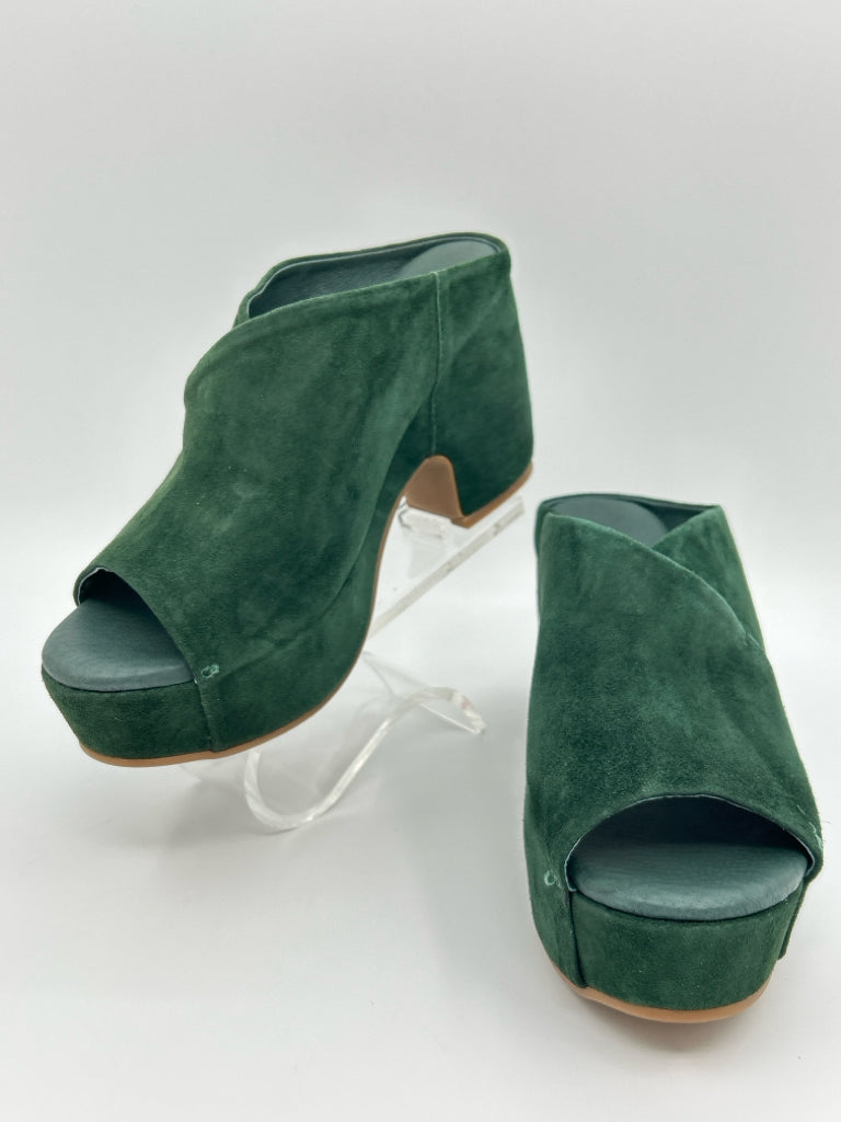 ANTELOPE Size 36 Emerald Women's Sandal