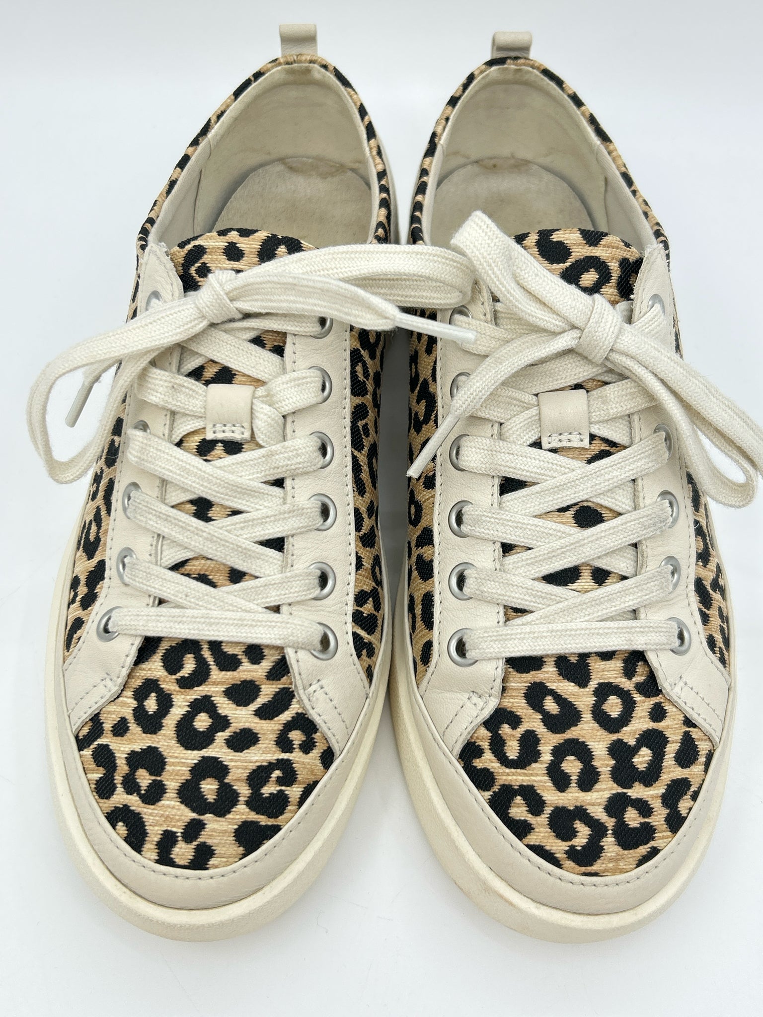 VIONIC Size 9 WHITE AND BEIGE Women Sneakers