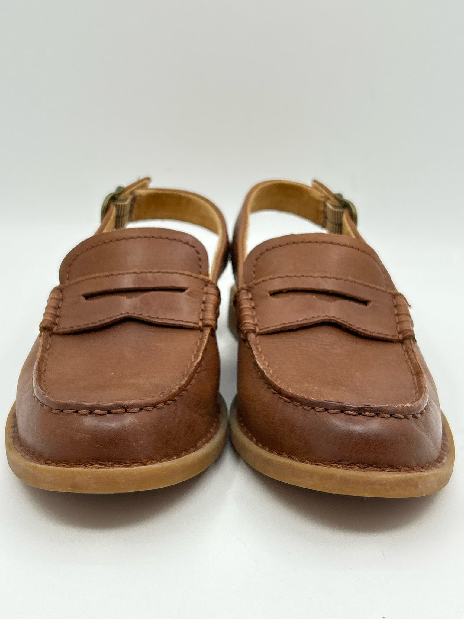 BORN Size 6.5 Tan Women Loafer
