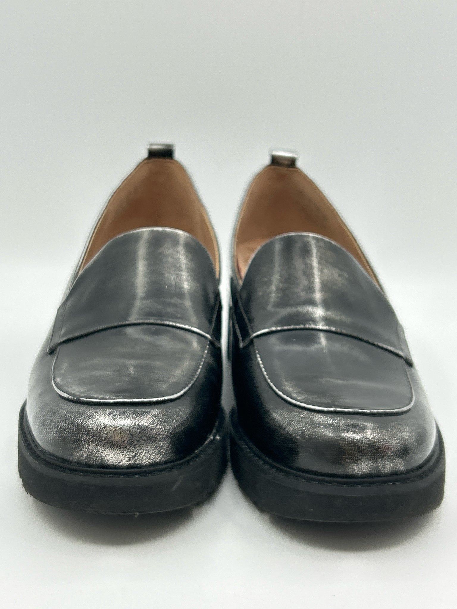 NATURALIZER Size 7.5WW Black Women Loafer