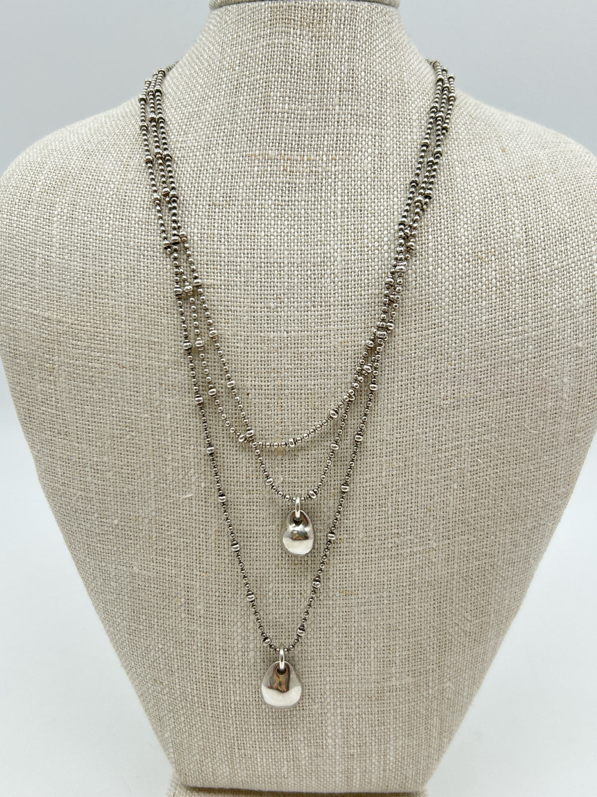 UNO DE 50 Silver & Blue Necklace