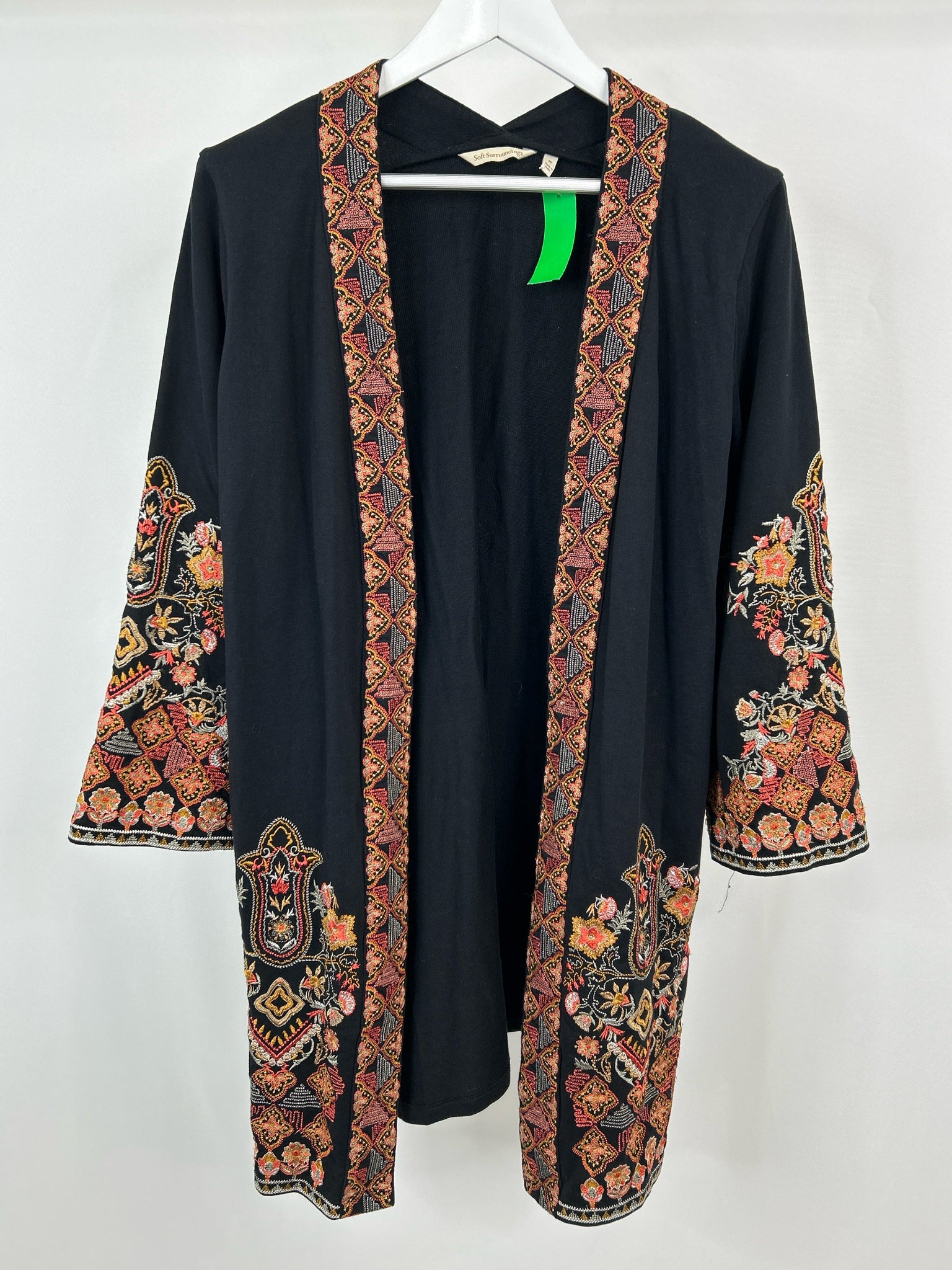 SOFT SURROUNDINGS Size M Black Women Kimono