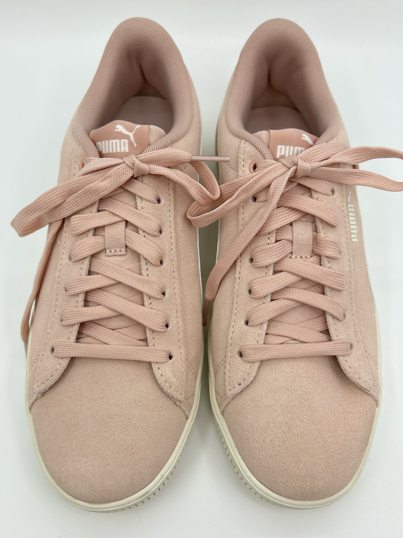 PUMA Size 9.5 pale pink Women Sneakers