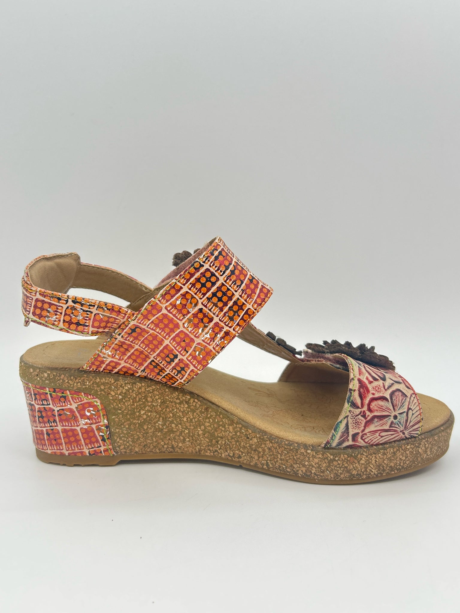 L'ARTISTE Size 38/8 Purple Print Women Sandal