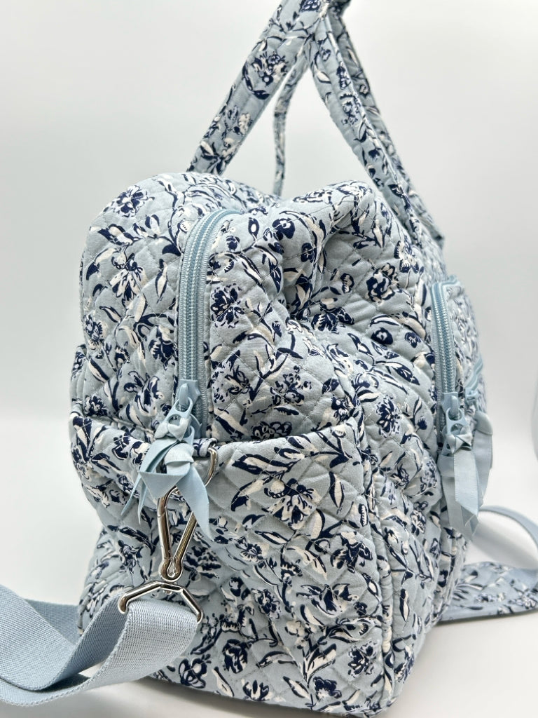 VERA BRADLEY Blue Floral Tote Duffle Set