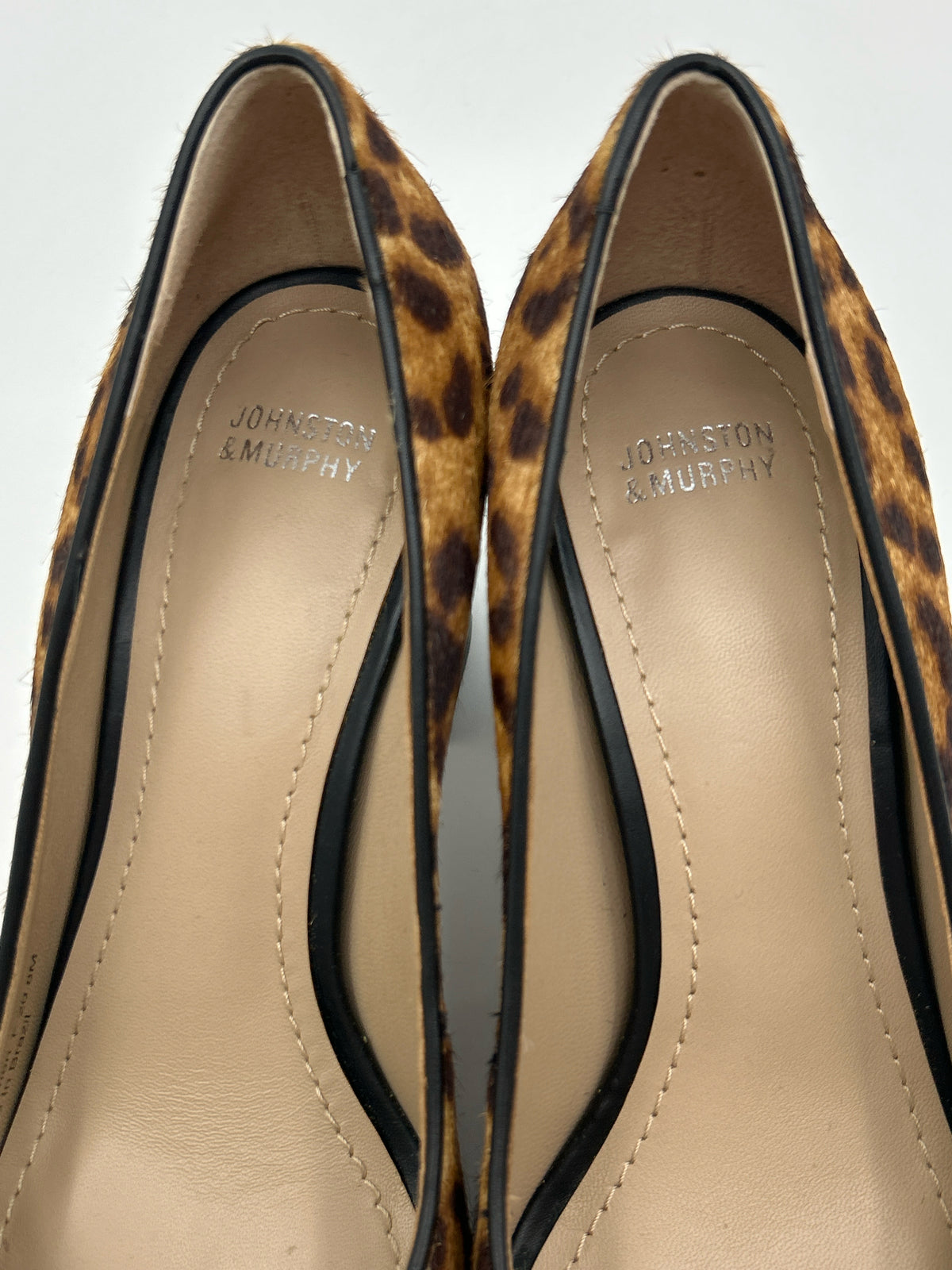 JOHNSTON & MURPHY Size 8M Brown Print Women Pumps