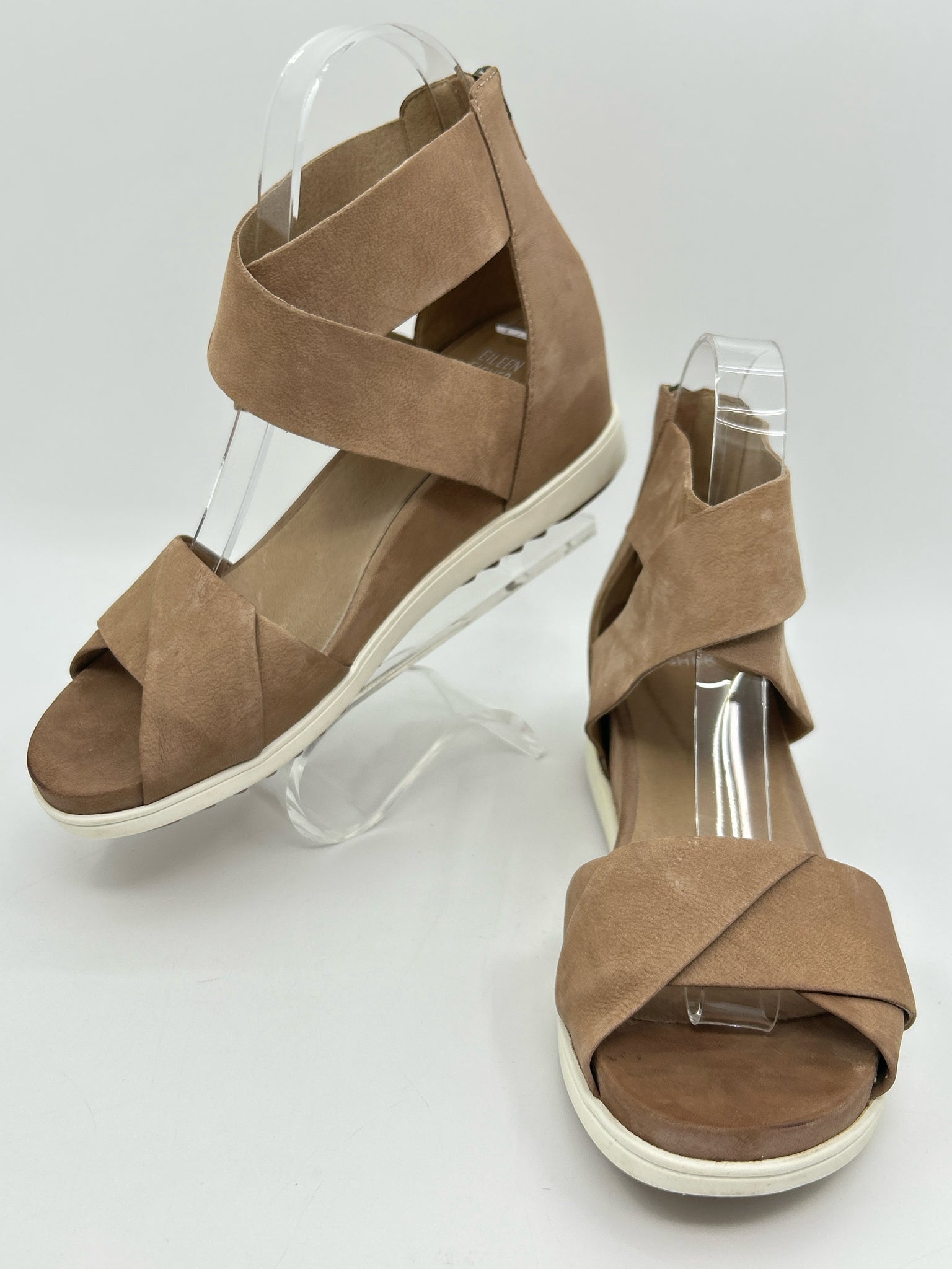 EILEEN FISHER Size 8 TAUPE AND WHITE Women Sandal