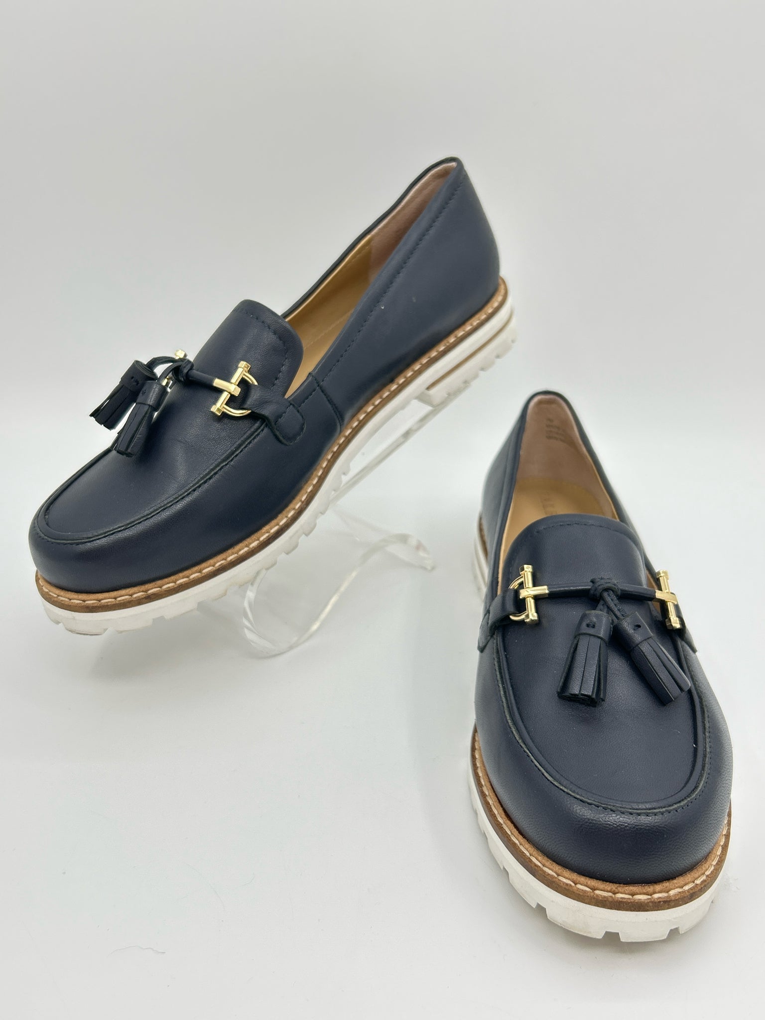 TALBOTS Size 7M Navy Women's Loafer