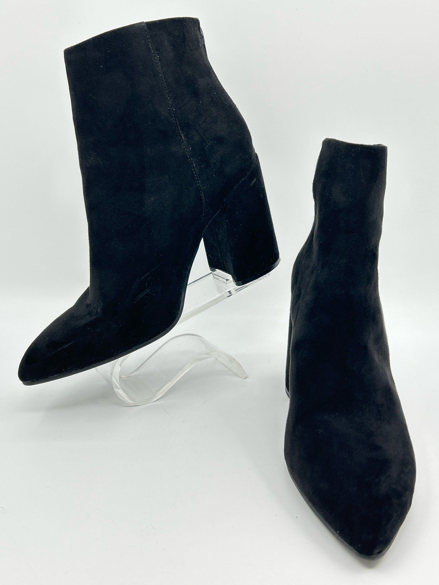 STEVE MADDEN Size 8M Black Women Booties