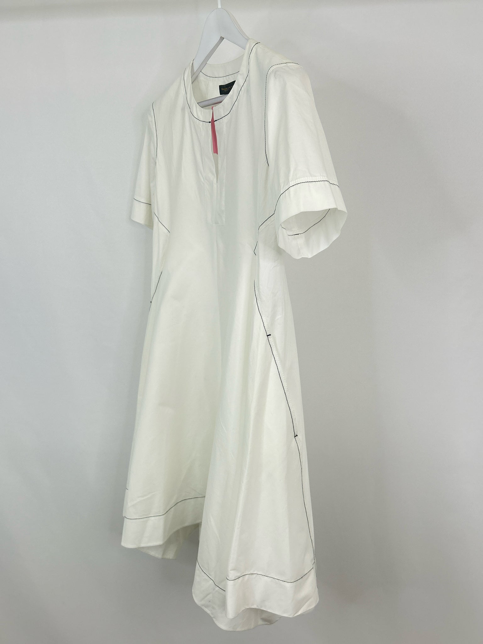 DONNA KARAN NWT Size 4 White Women Dress