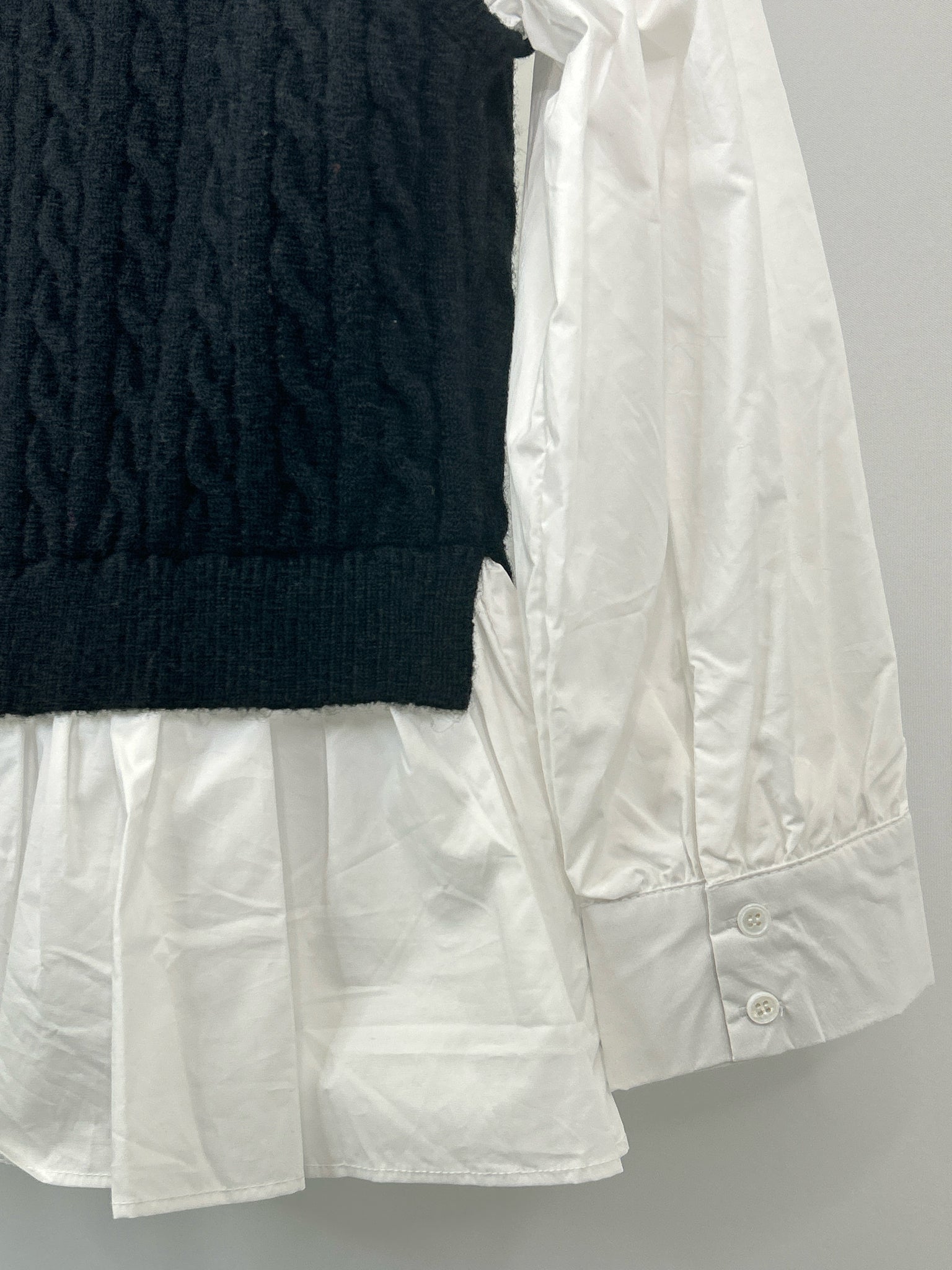 PANTS STORE Size M Black & White Women Sweater NWT