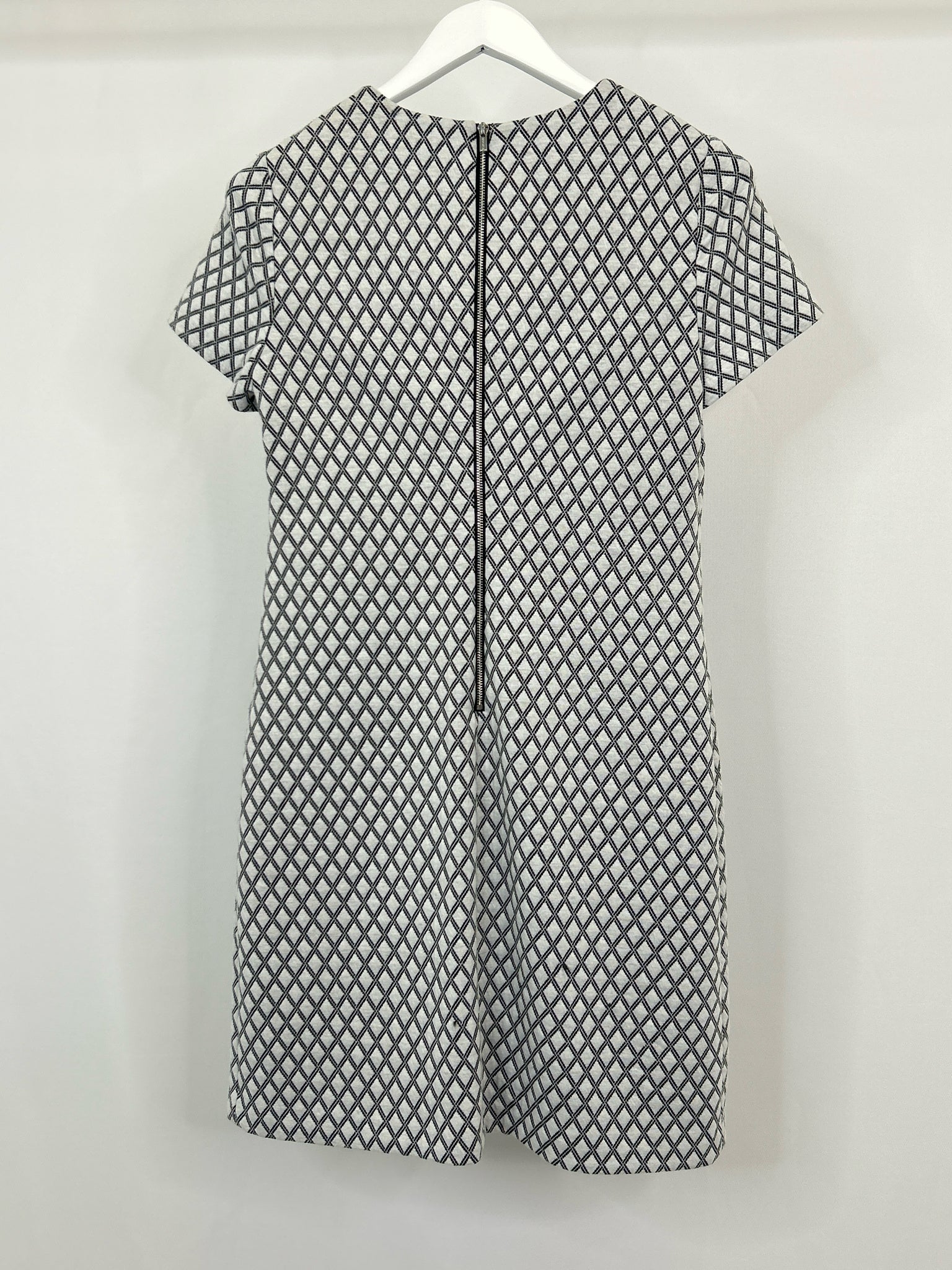 CALVIN KLEIN Size 8 White & Black Women Dress