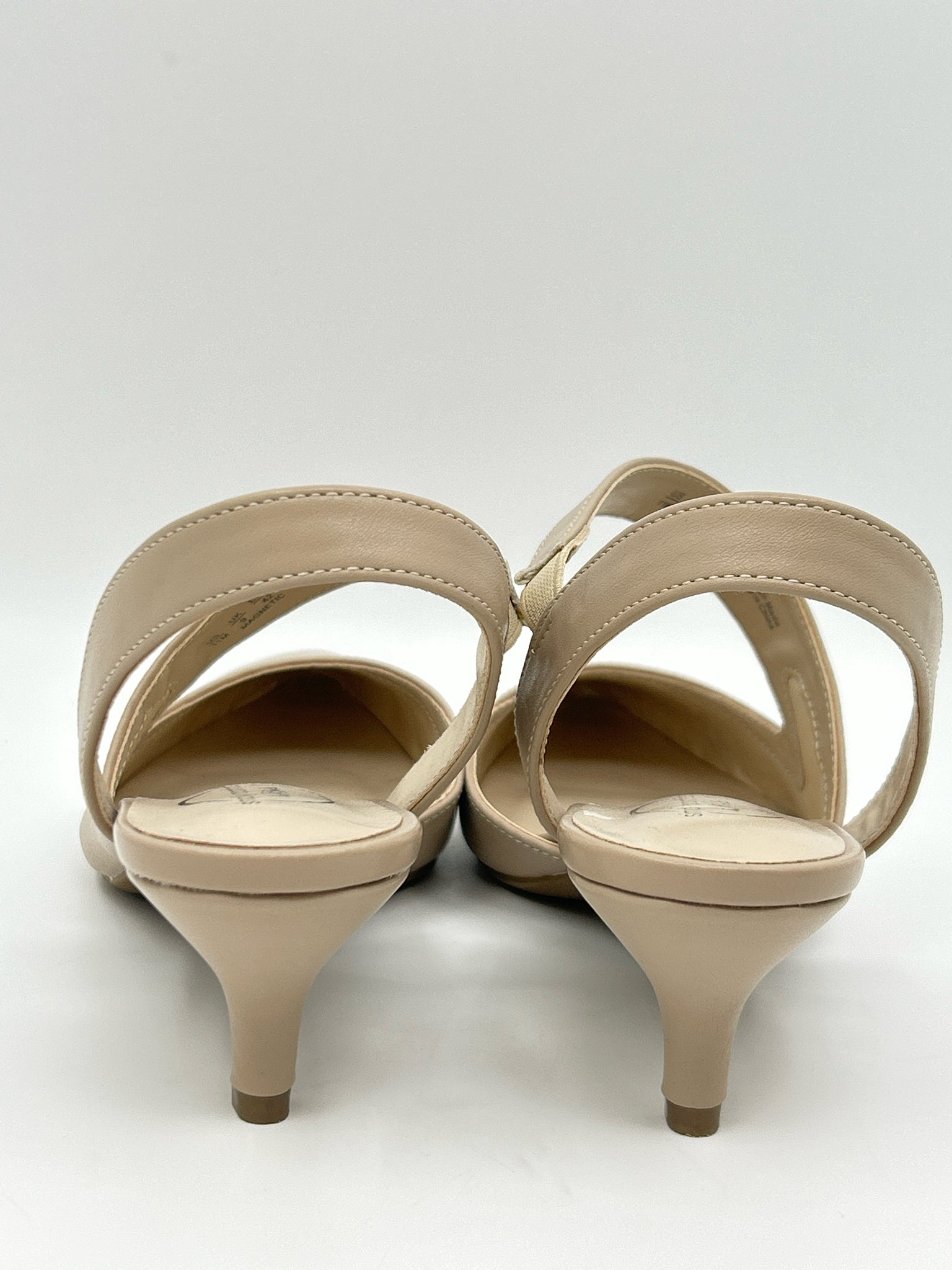 LIFE STRIDE Size 11M Beige Women Pumps