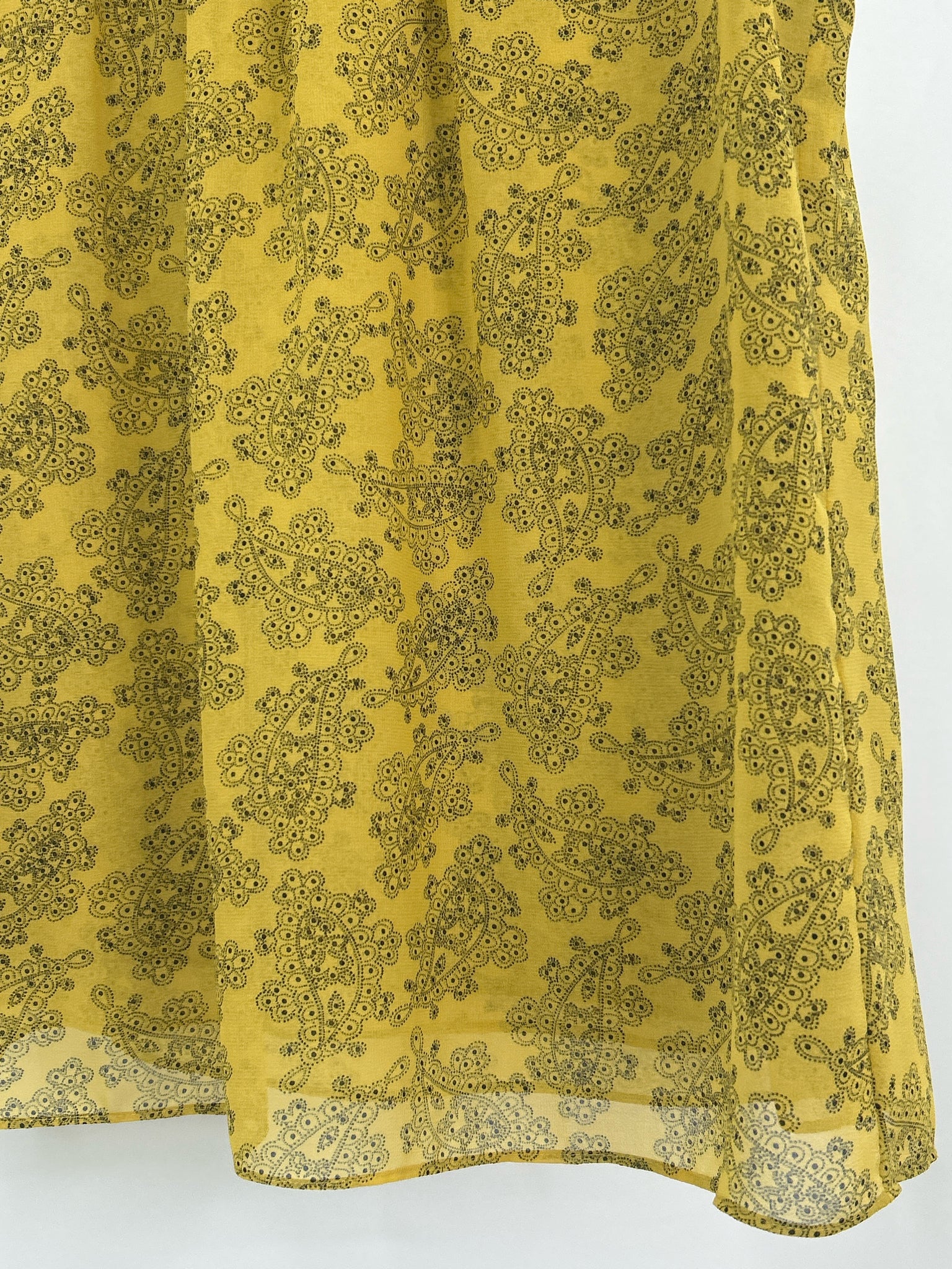CABI Size M YELLOW AND BLACK Women Top